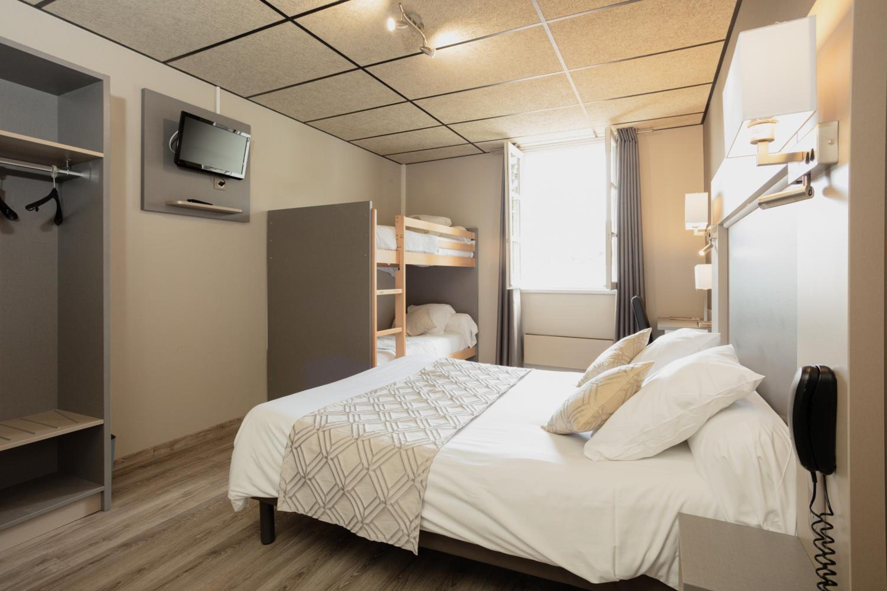 Triple Room - Photo 2