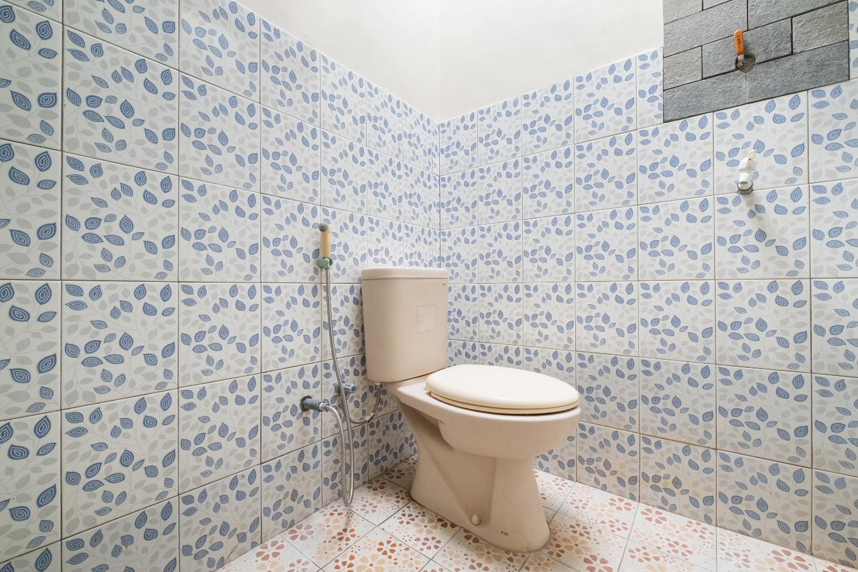 Standard Triple Room - Photo 6