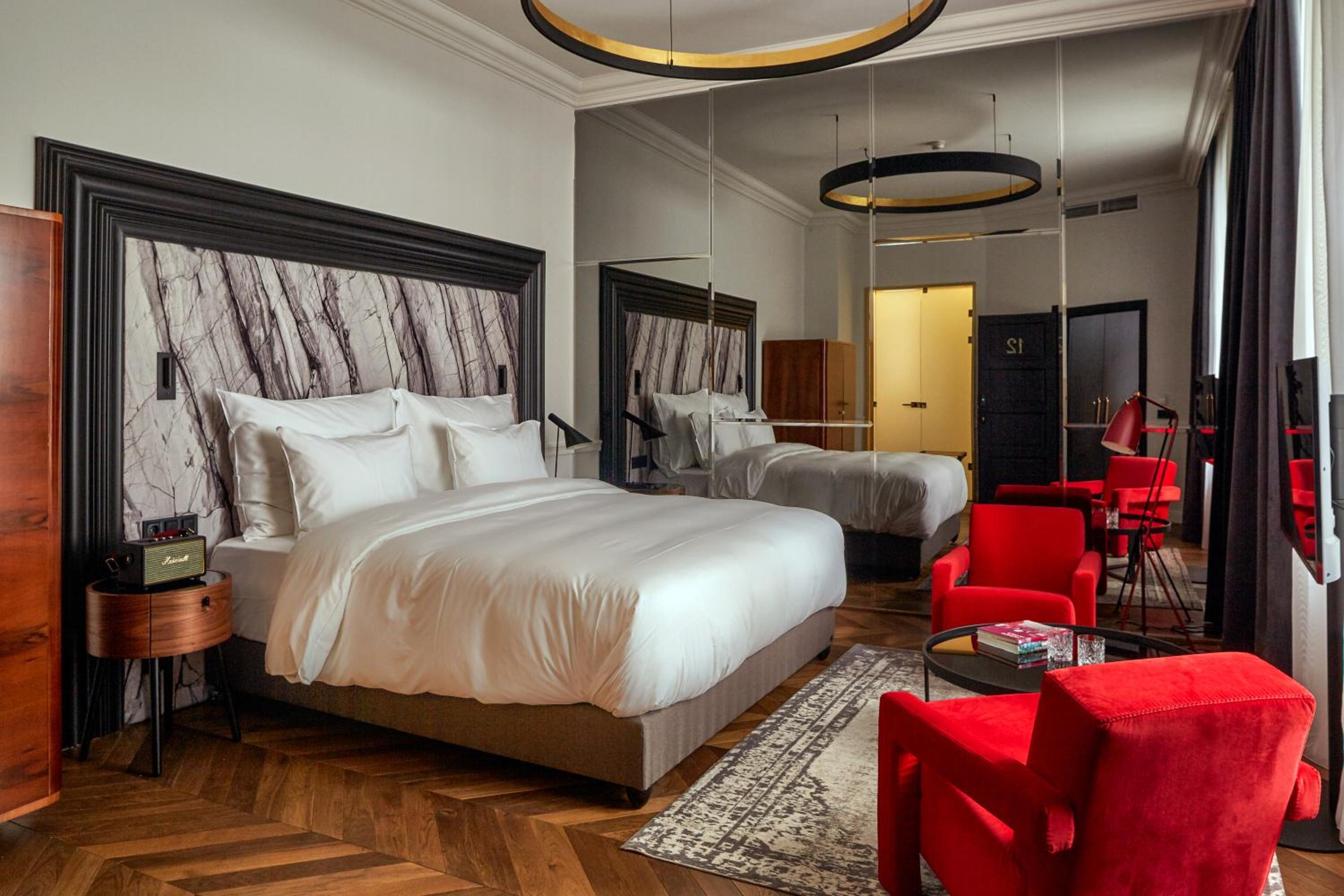 Superior Double Room with Courtyard View - Photo 3