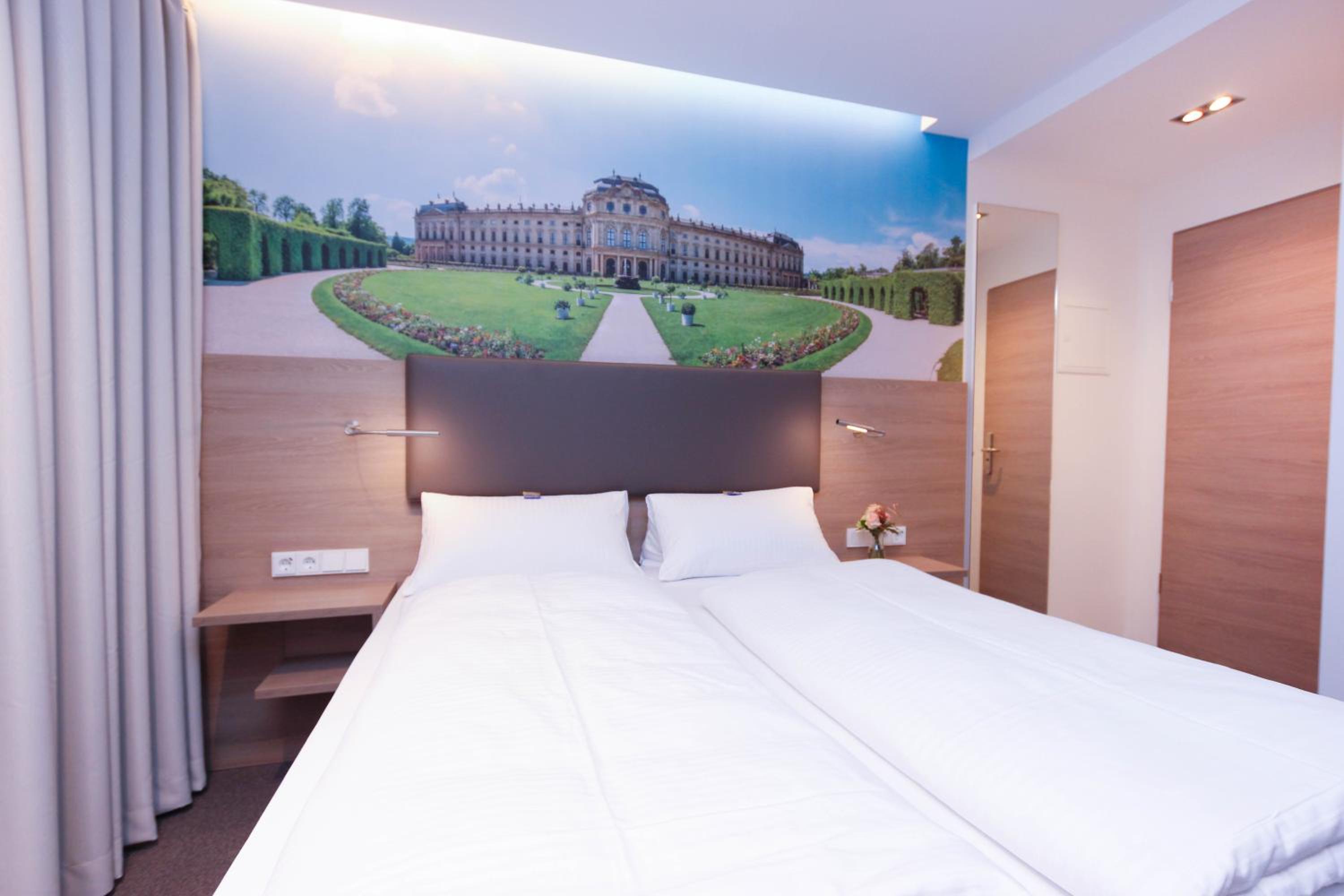 Classic Double Room - Photo 15