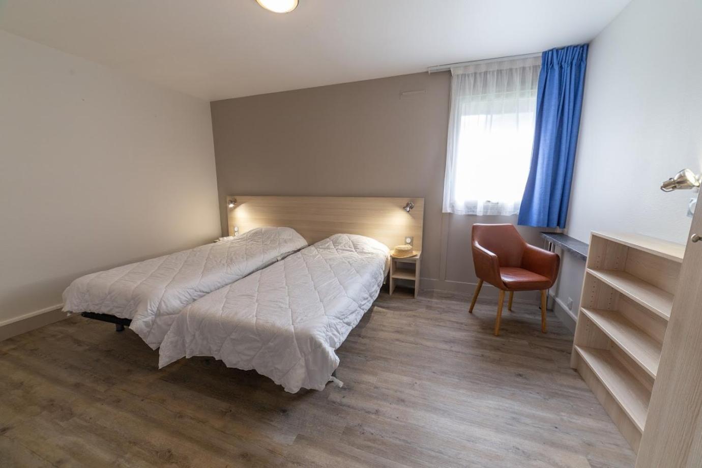 Two-Bedroom House photo 2