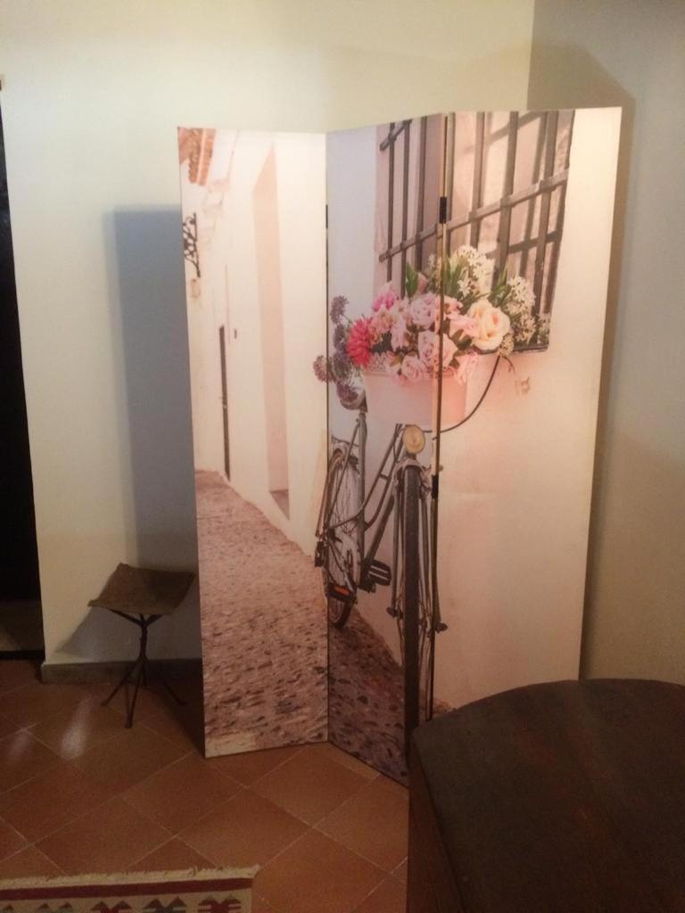 One-Bedroom House - Photo 35