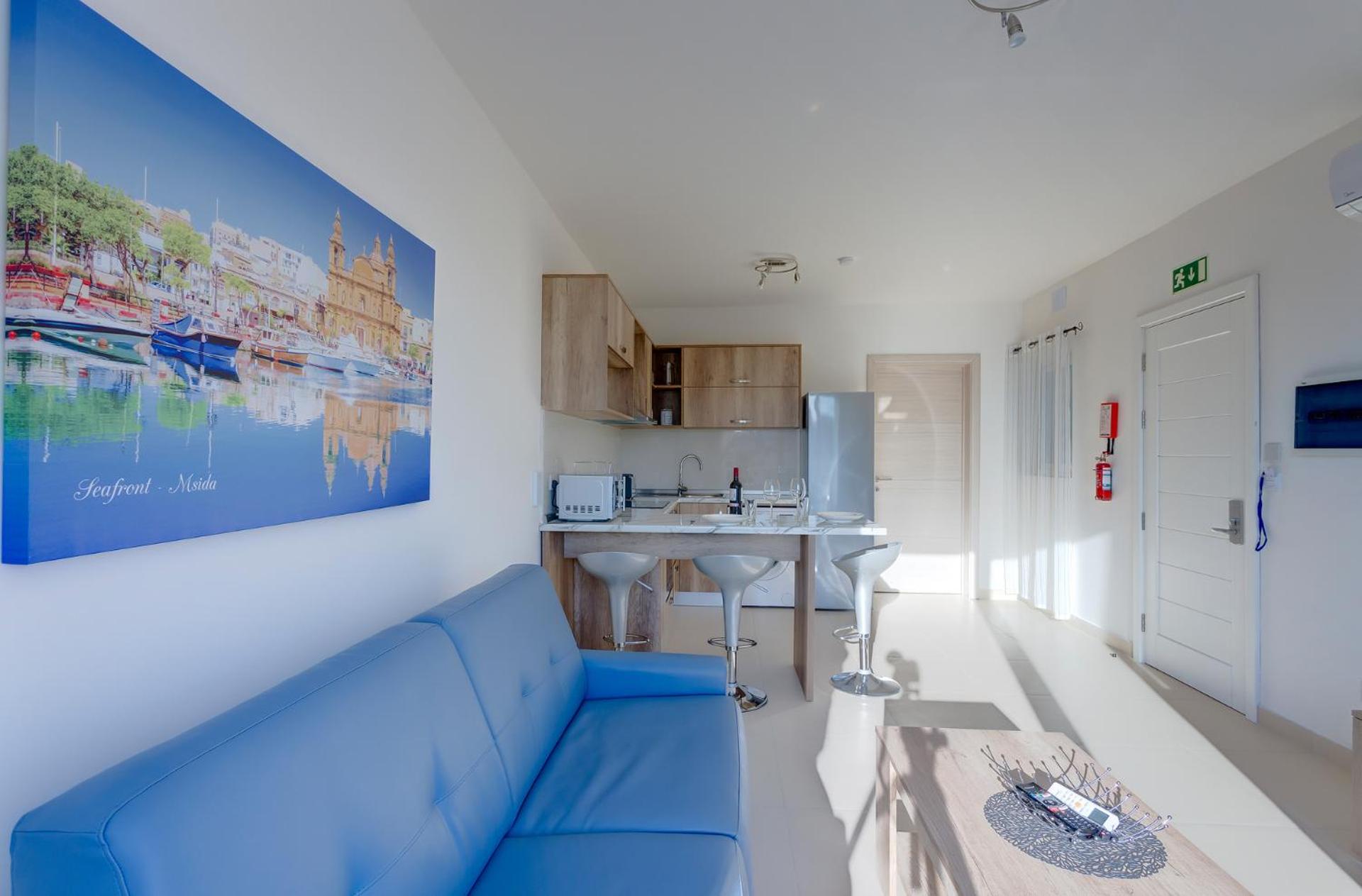 One-Bedroom Apartment - Photo 7