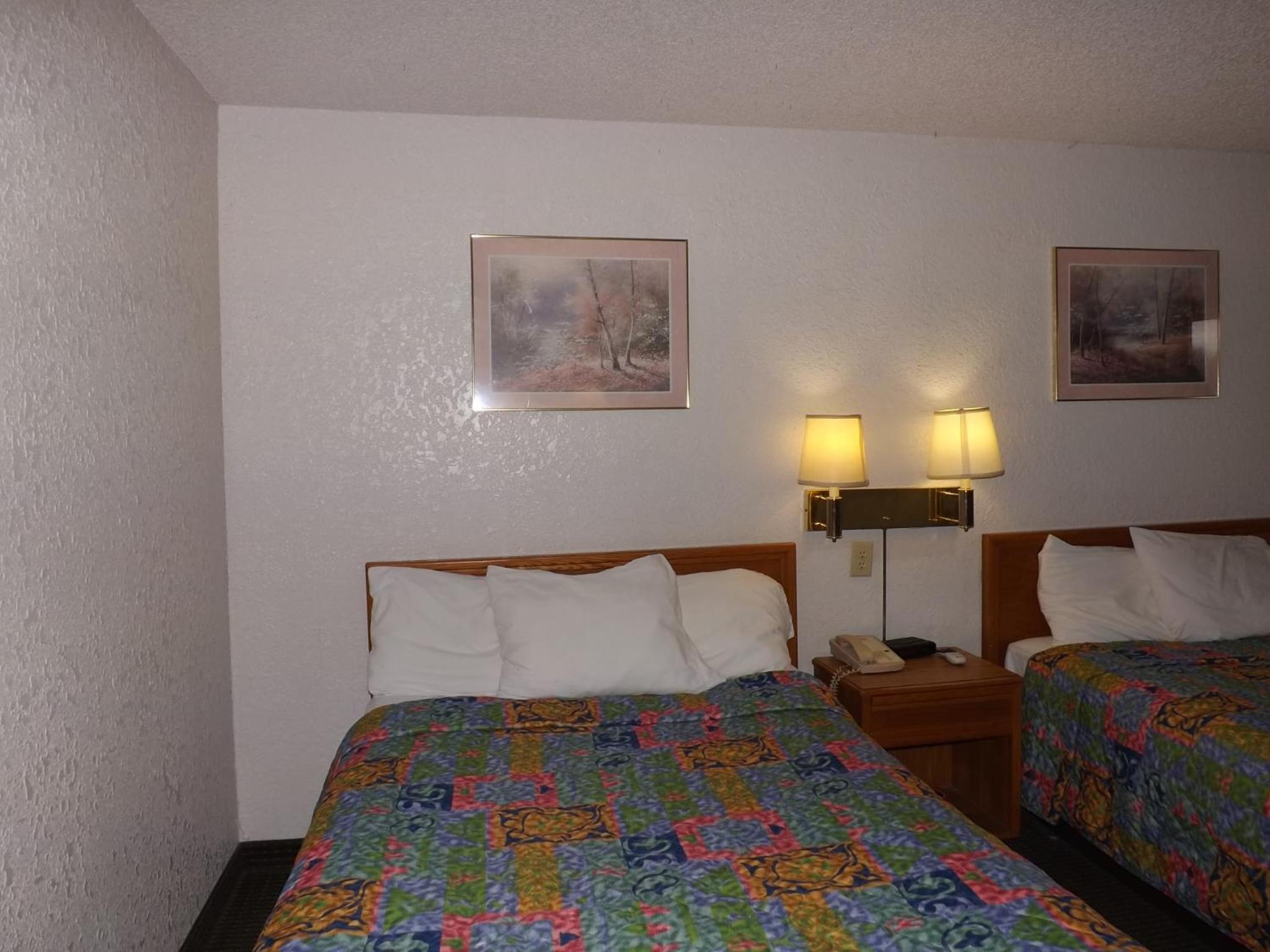 Double Room - Non-Smoking  - Photo 1