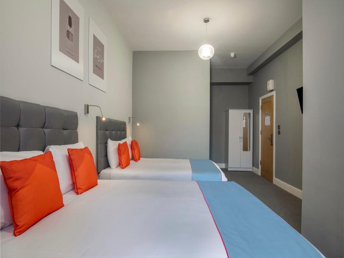 Standard Quadruple Room photo 2