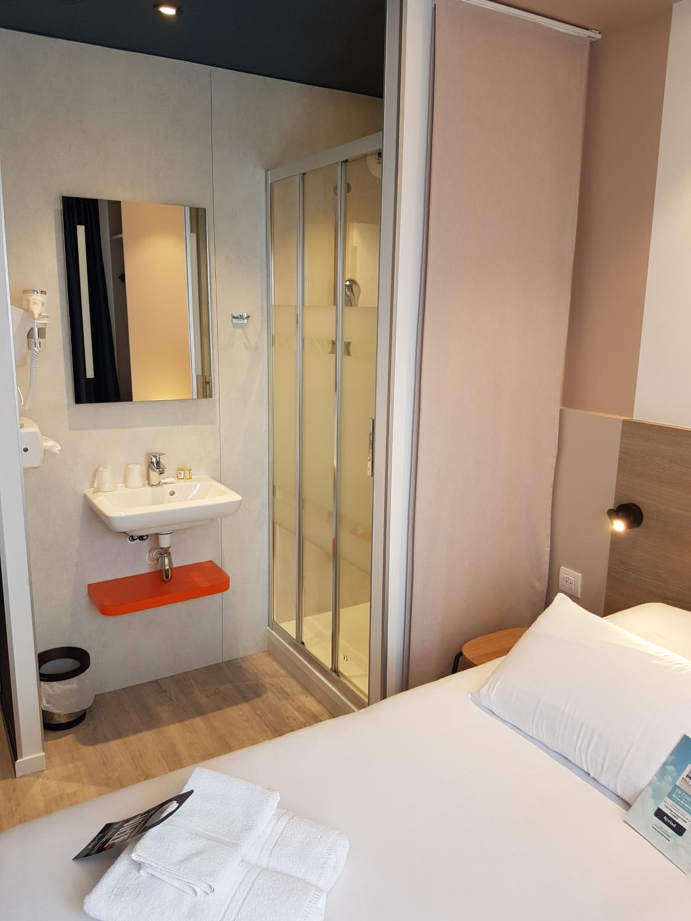 Double Room - Photo 29