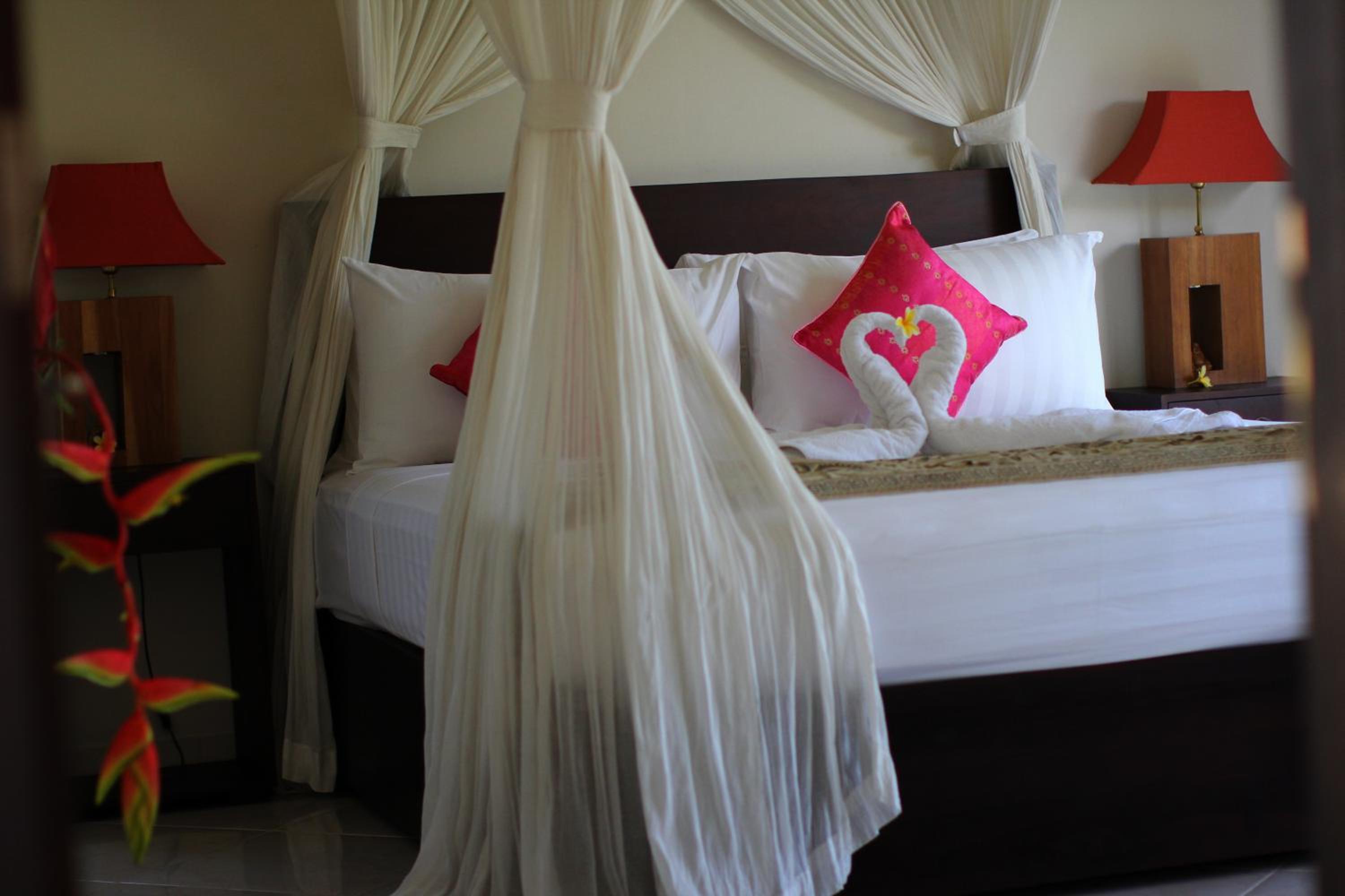 One-Bedroom Villa with Private Pool - Photo 6