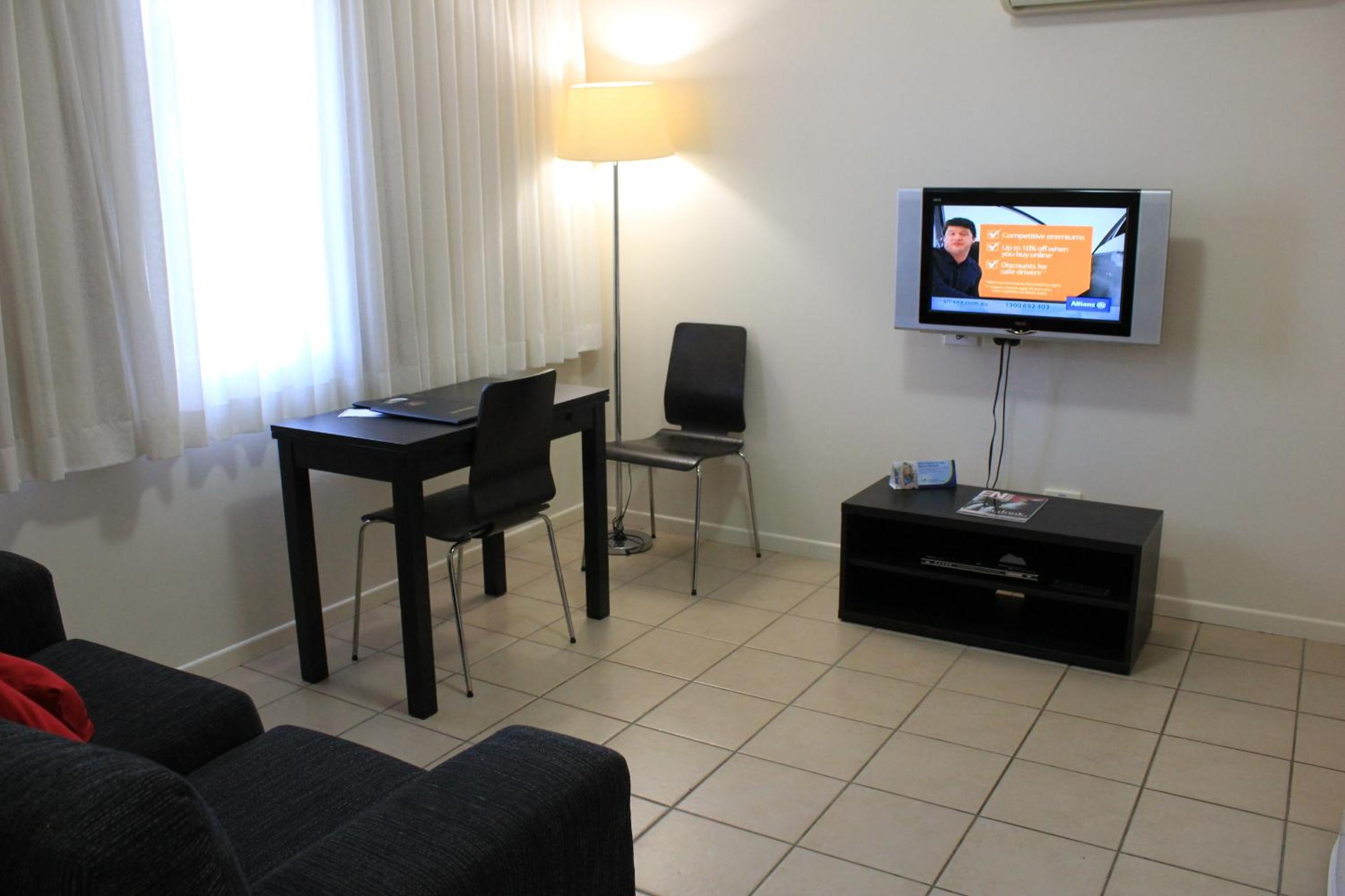 One-Bedroom Apartment - Photo 10