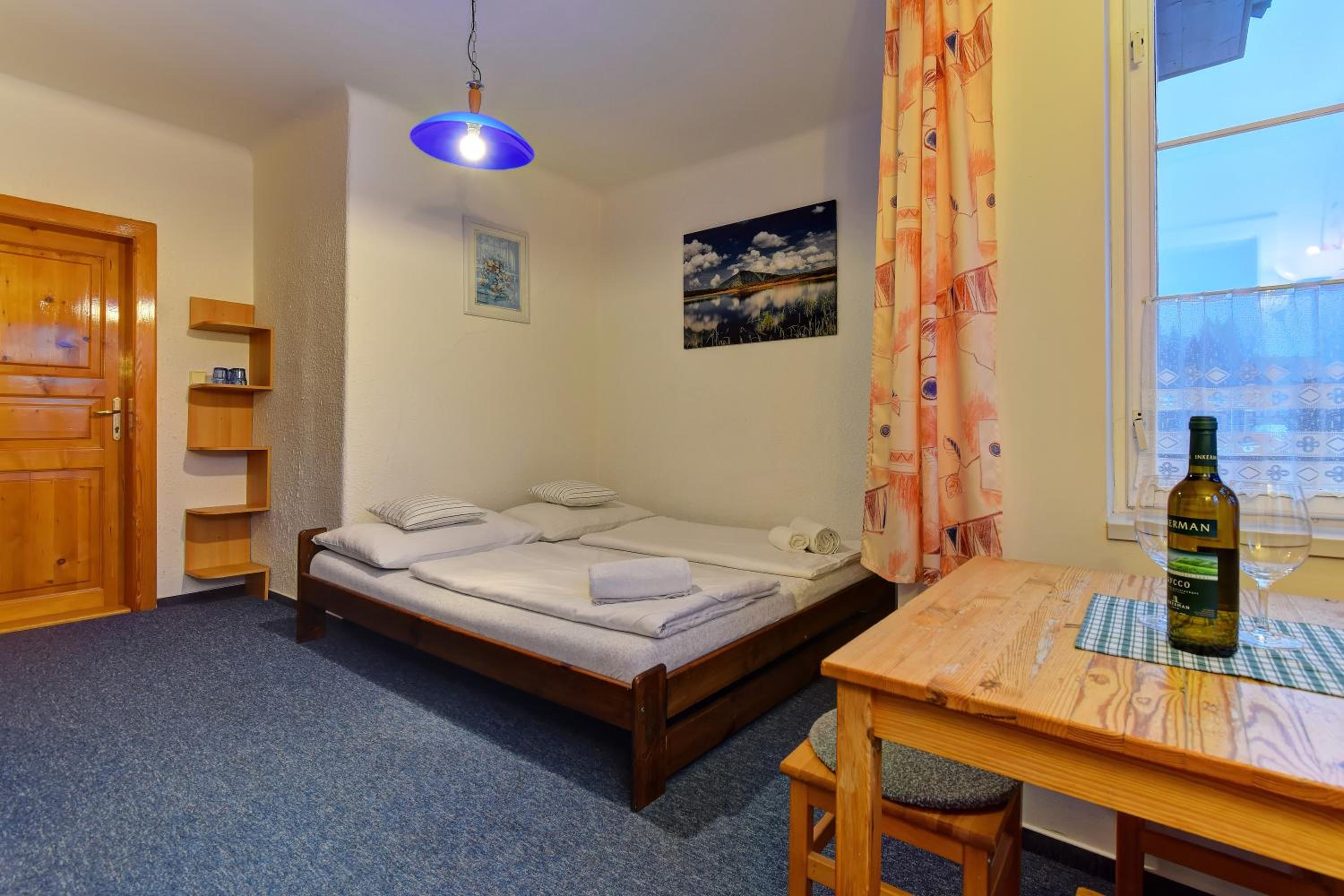 Double Room with Extra Bed - Photo 10