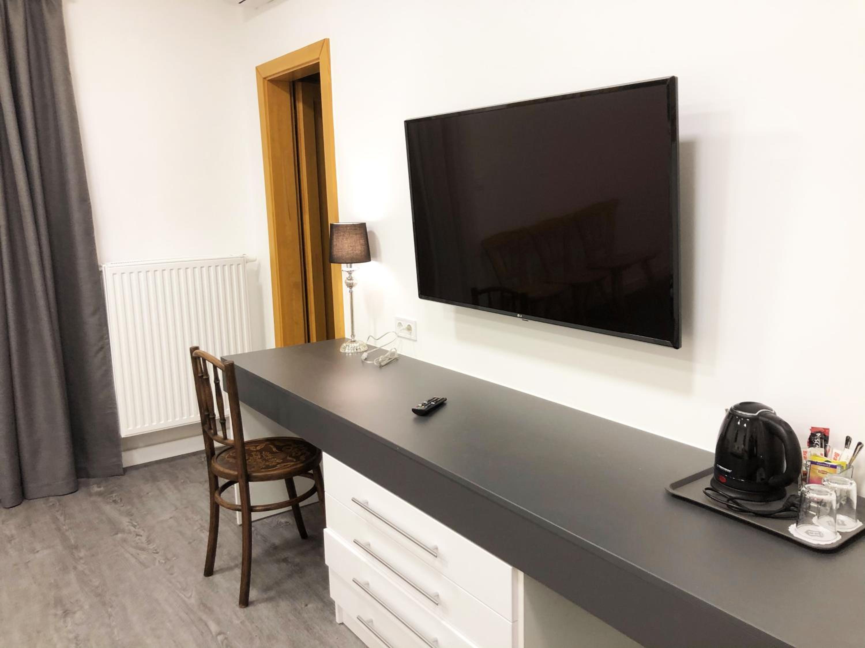 Földszinti extra szoba (3), terasszal Nr.8 - Photo 3