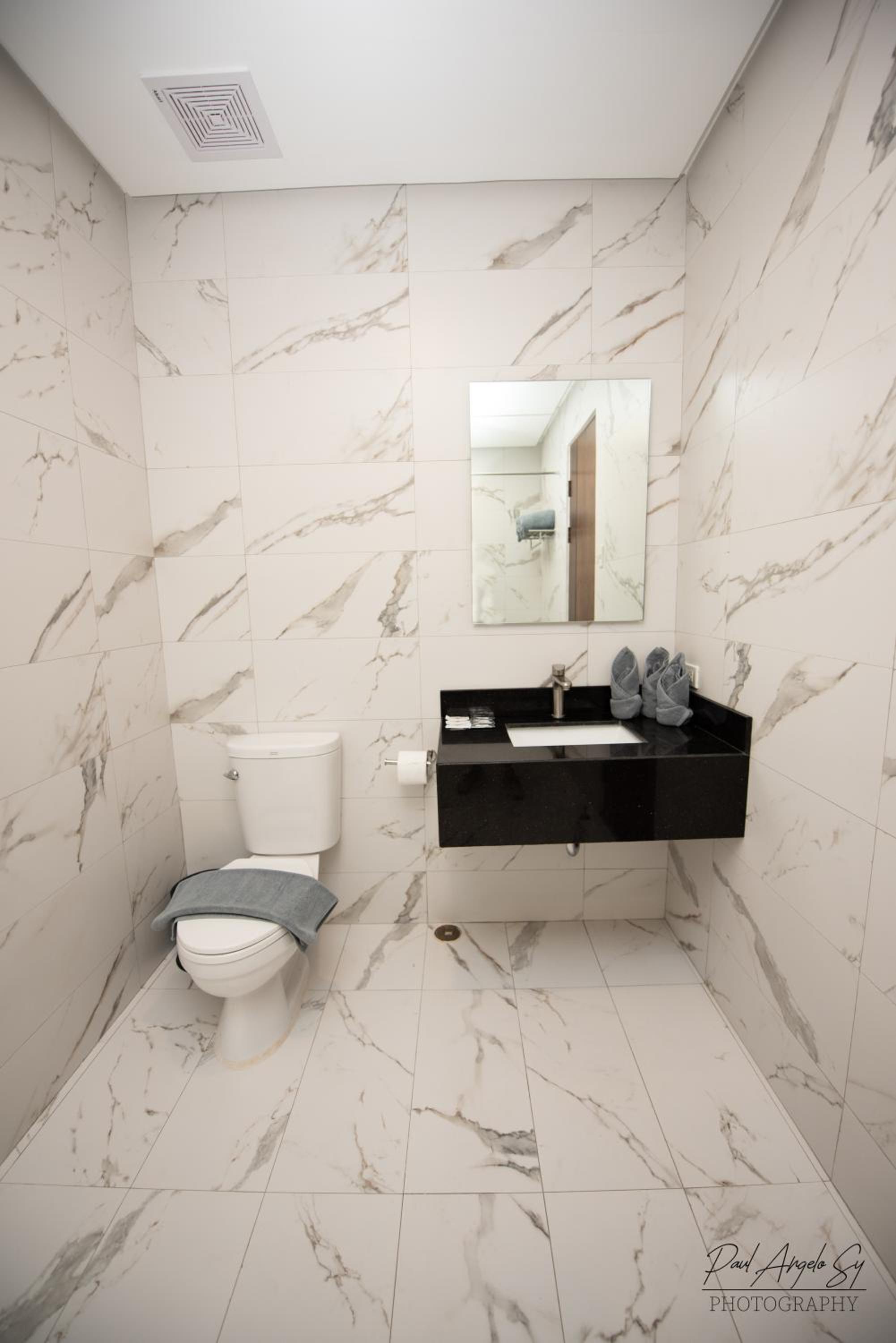 Deluxe Family Room - Photo 9