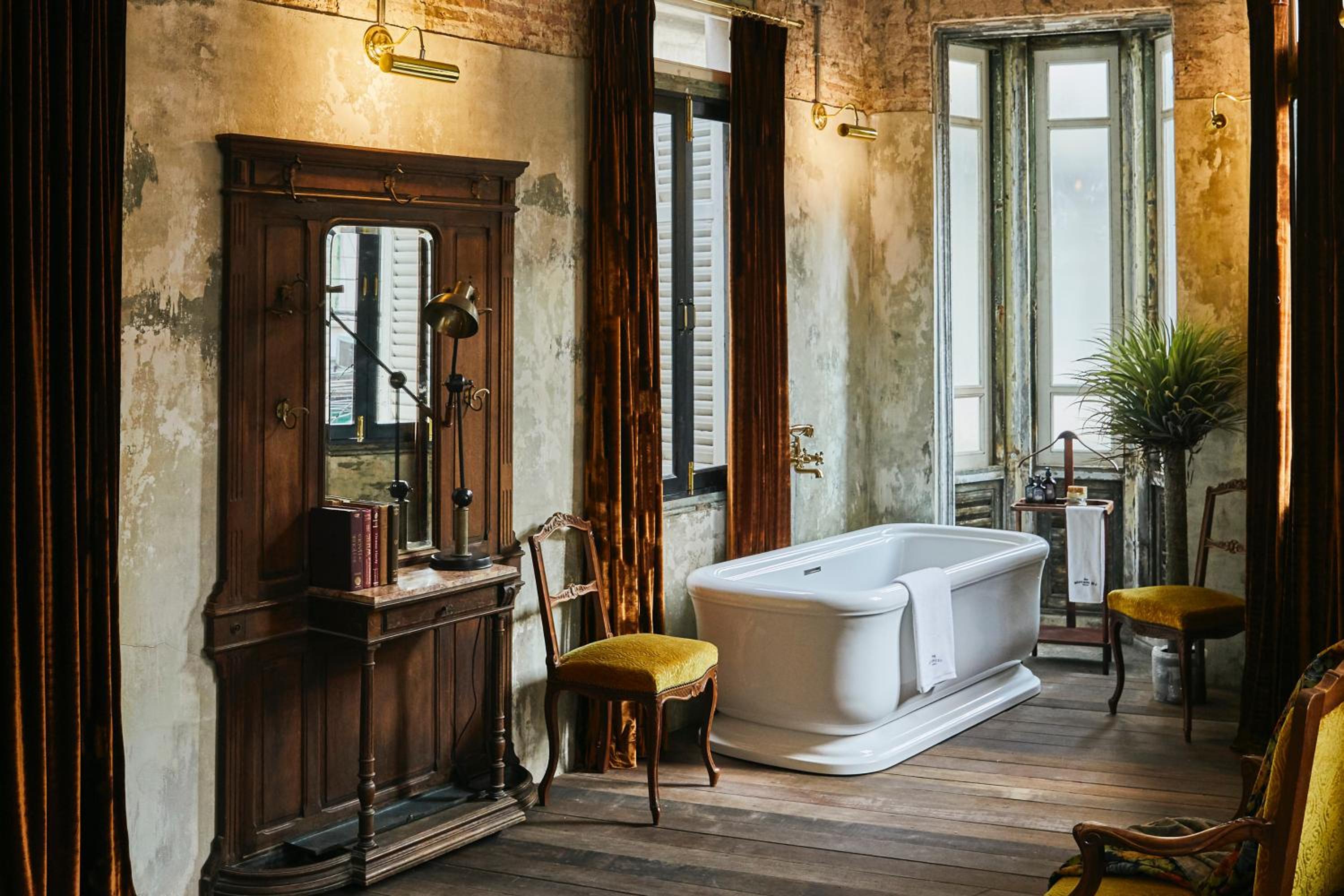 Deluxe Double Room with Bath