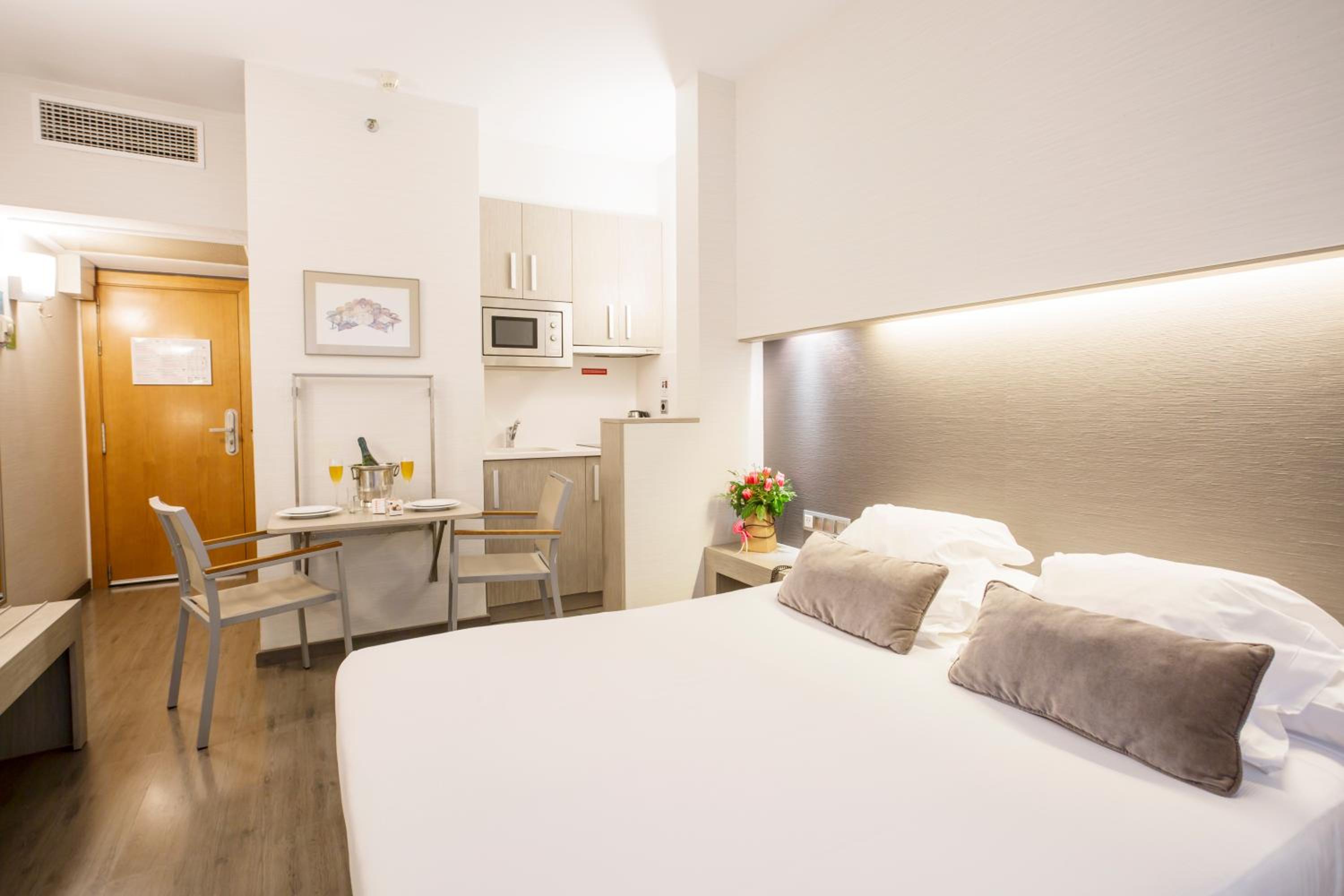 Habitación Doble o Twin con Vista a la Ciudad