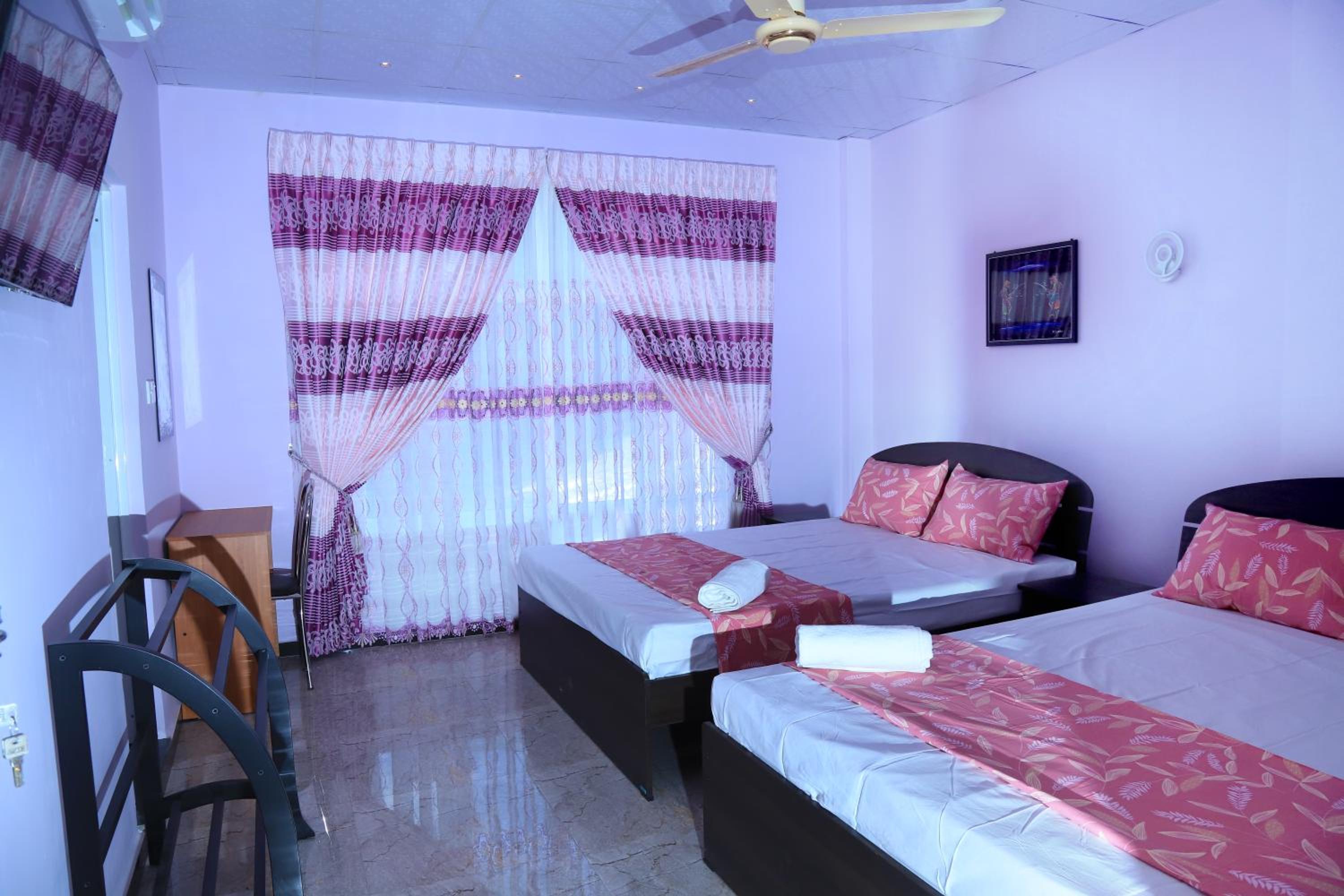 Deluxe Quadruple Room photo 2