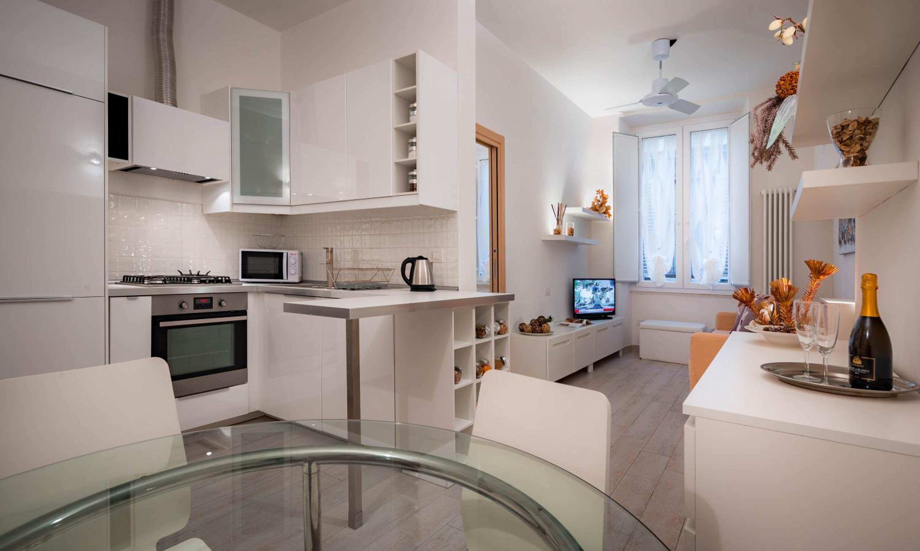 Apartment photo 3