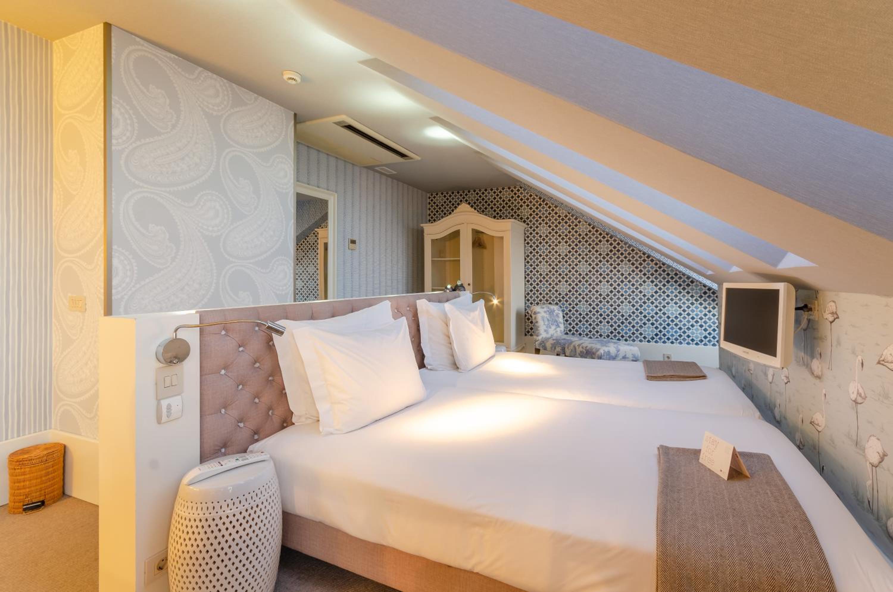Suite - Photo 3