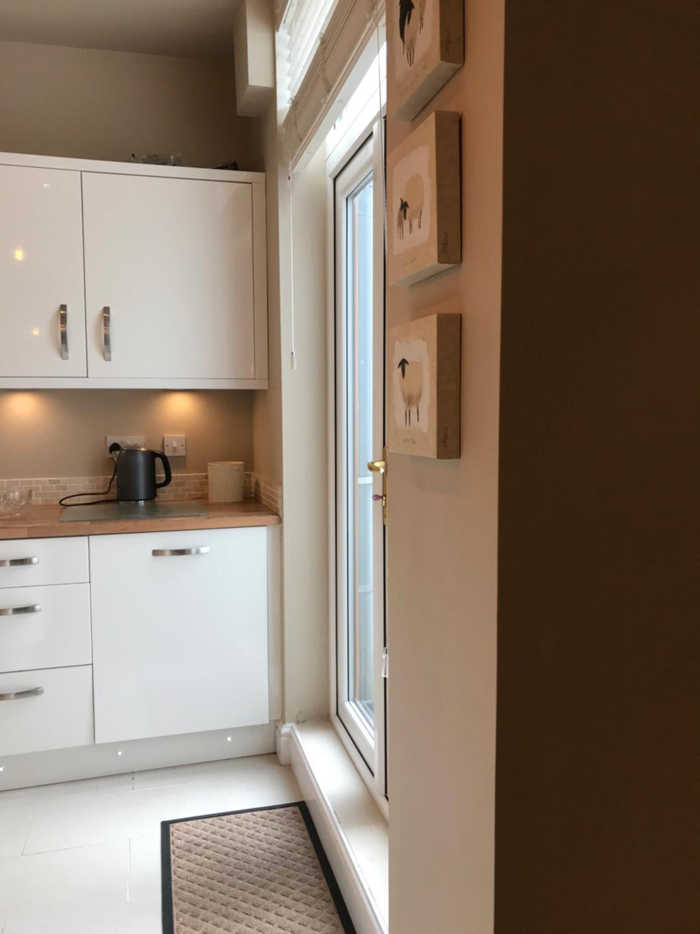 Three-Bedroom House - Photo 6