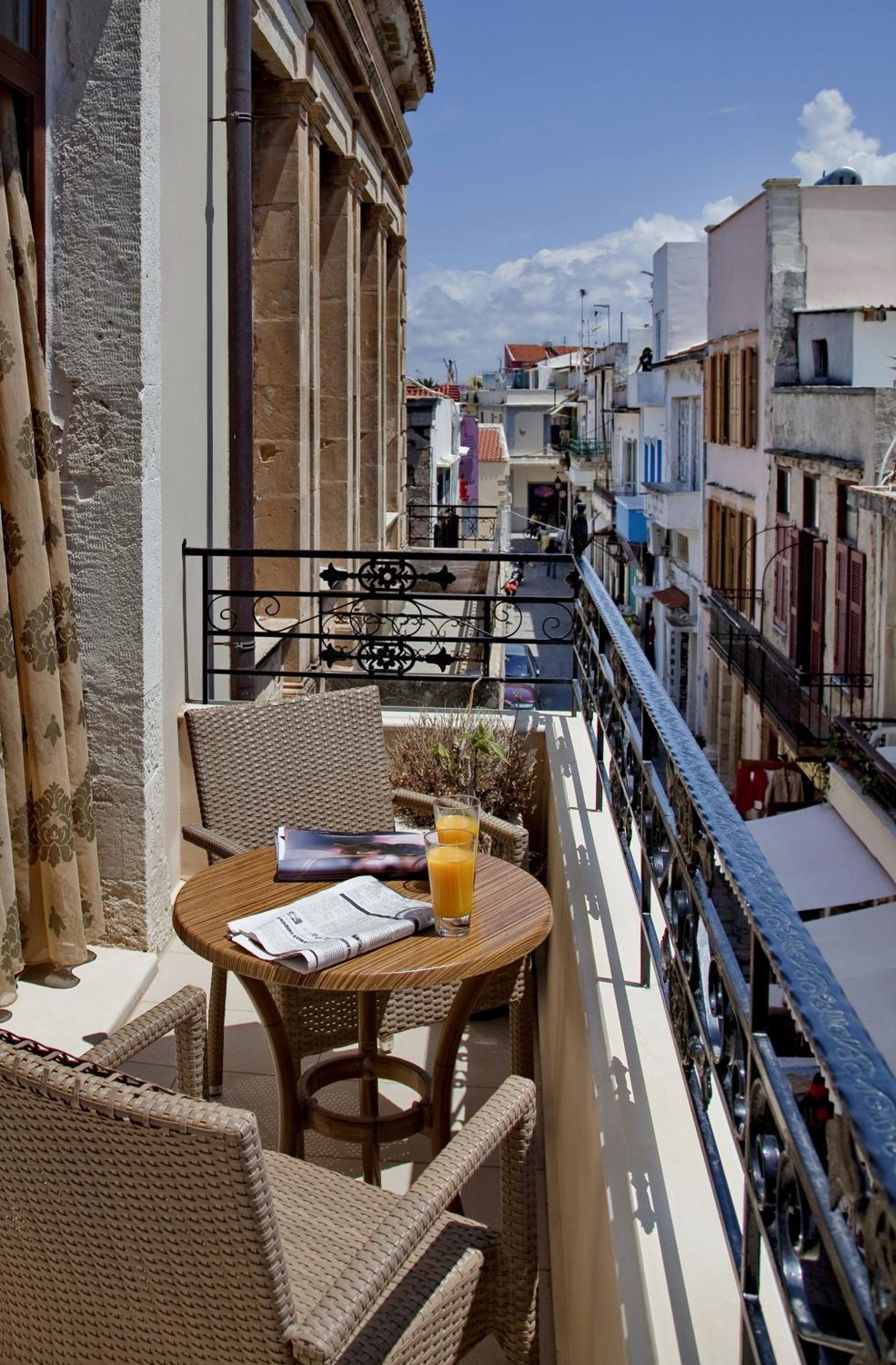 Junior Suite with Balcony photo 1