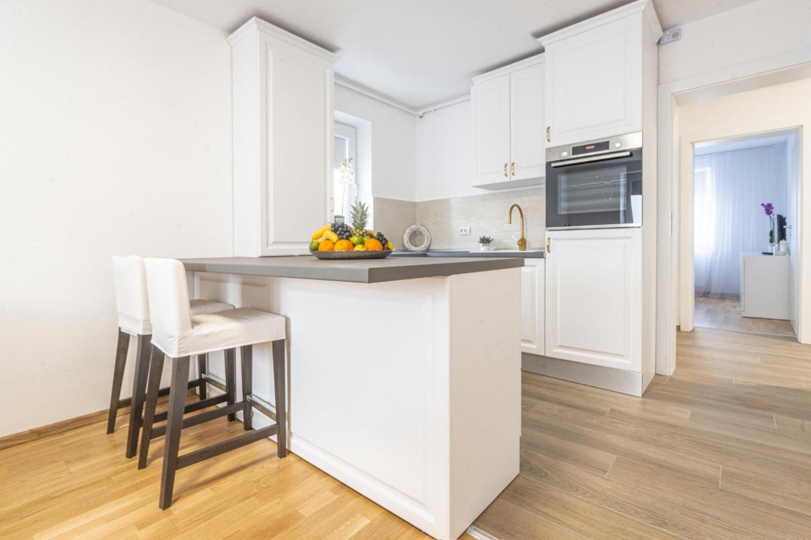 Apartment - Photo 15