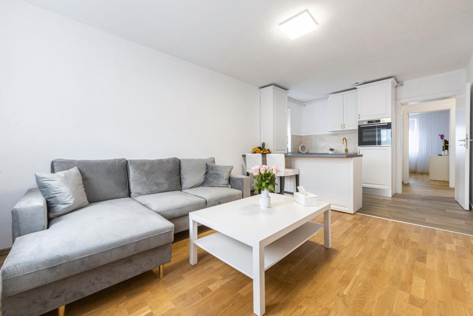 Apartment - Photo 1