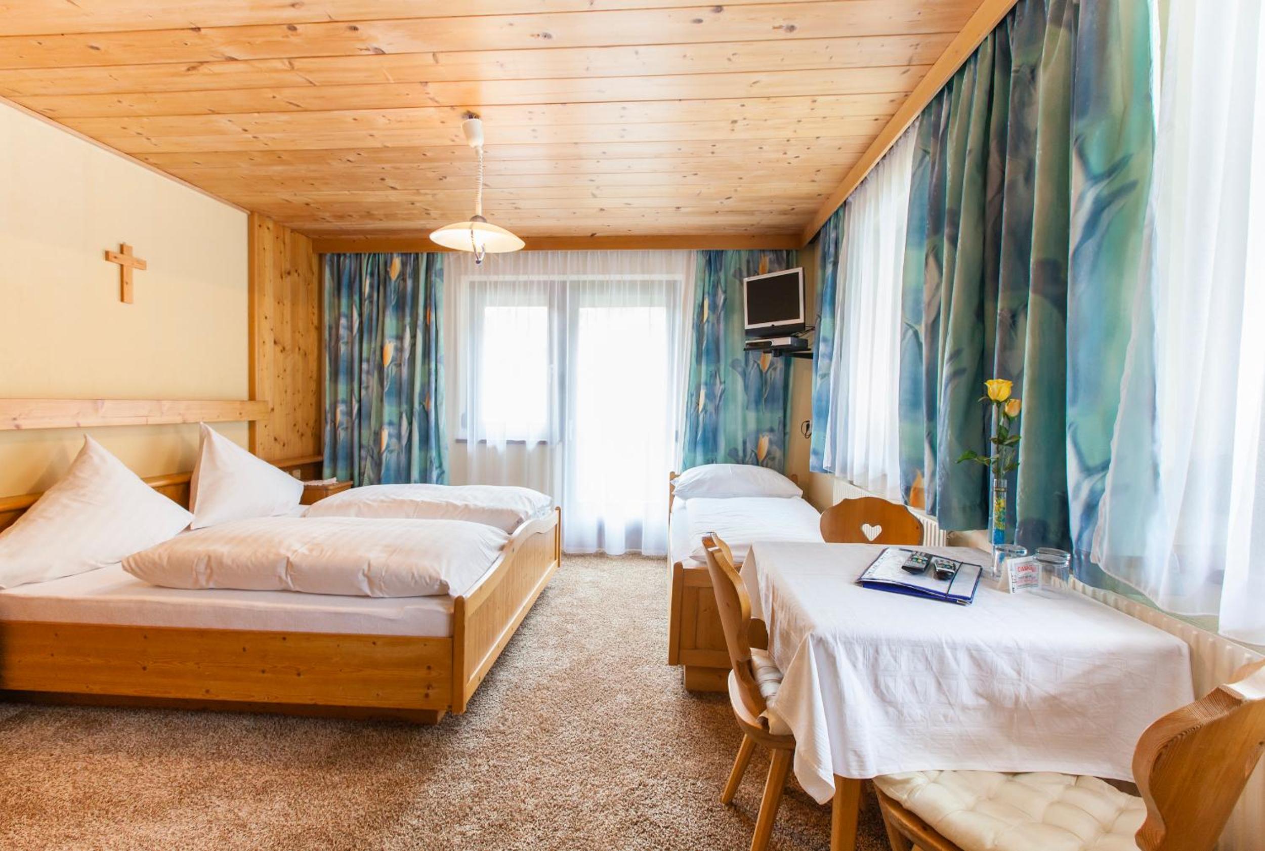 Triple Room photo 2