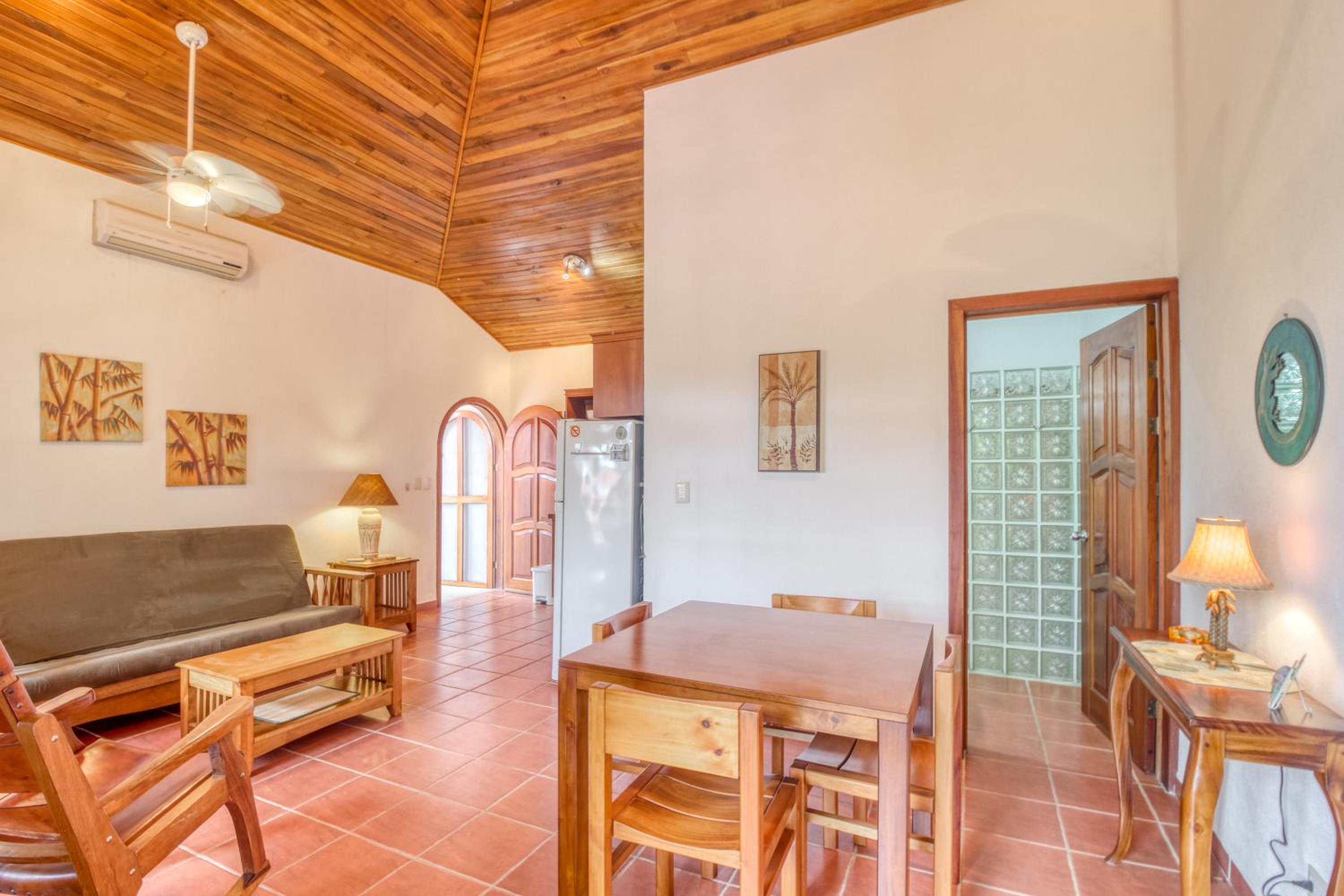 Five Bedroom Holiday Home photo 2