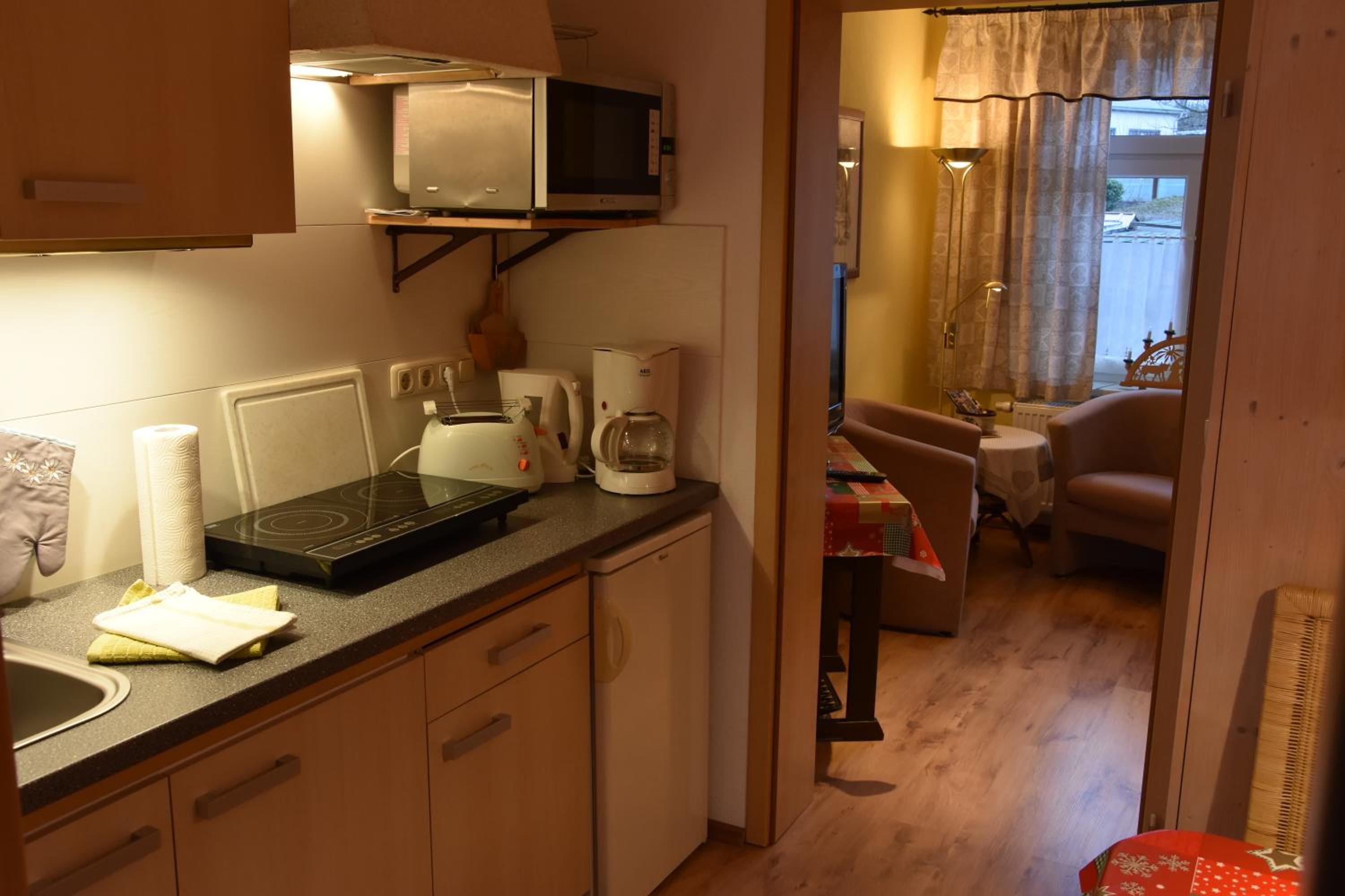 Studio Apartment photo 2