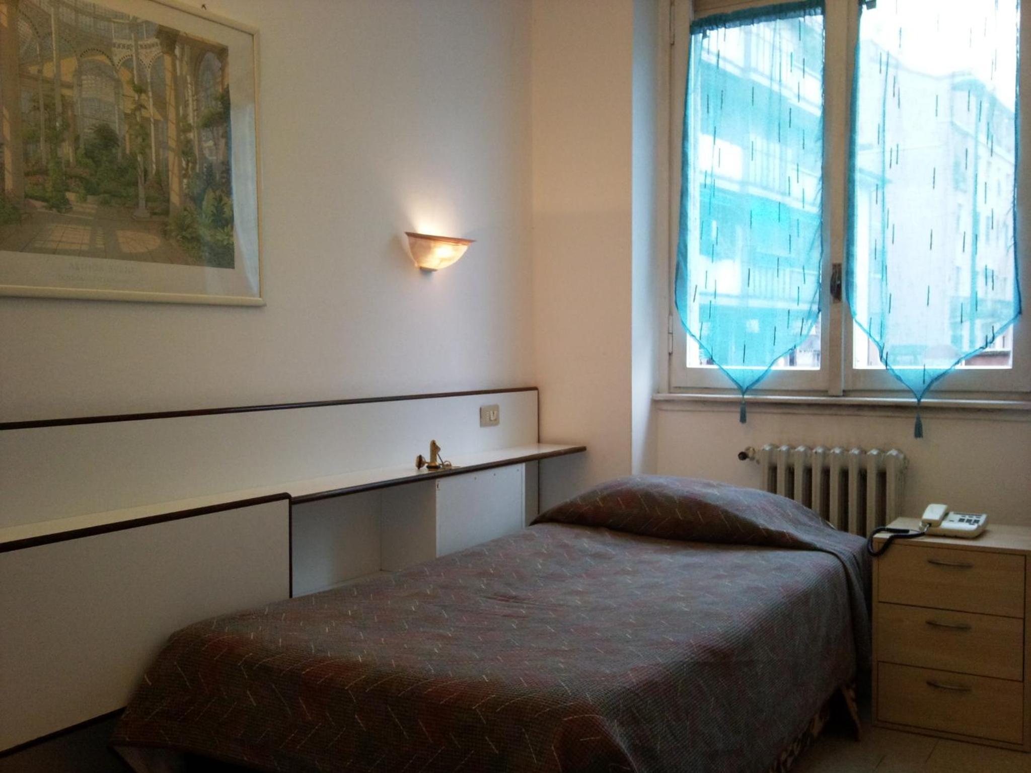 Single Room with Private Bathroom, photo 7
