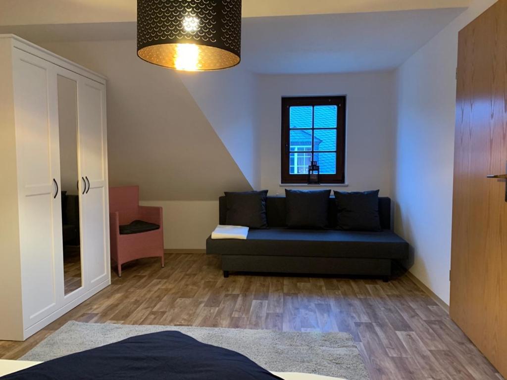One-Bedroom Apartment - Photo 5