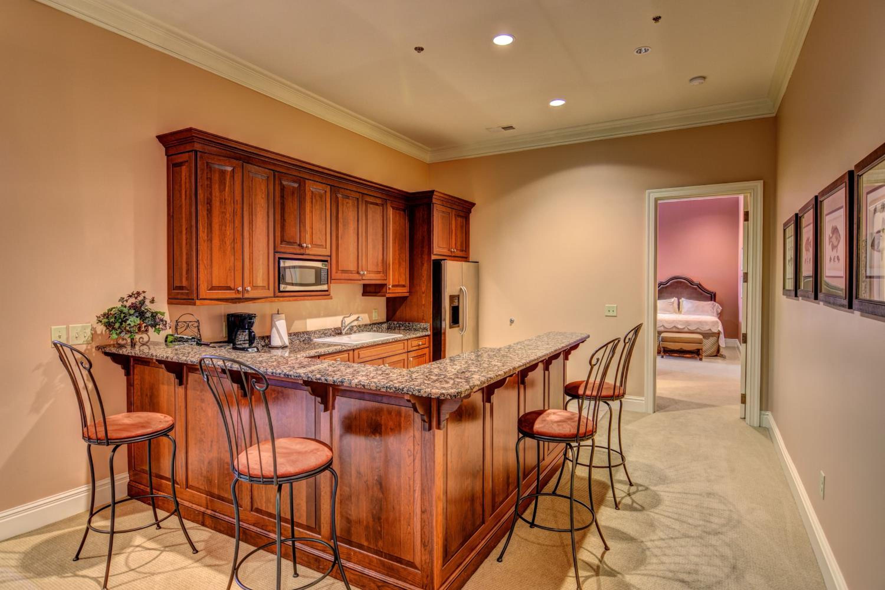 Two-Bedroom Suite photo 2