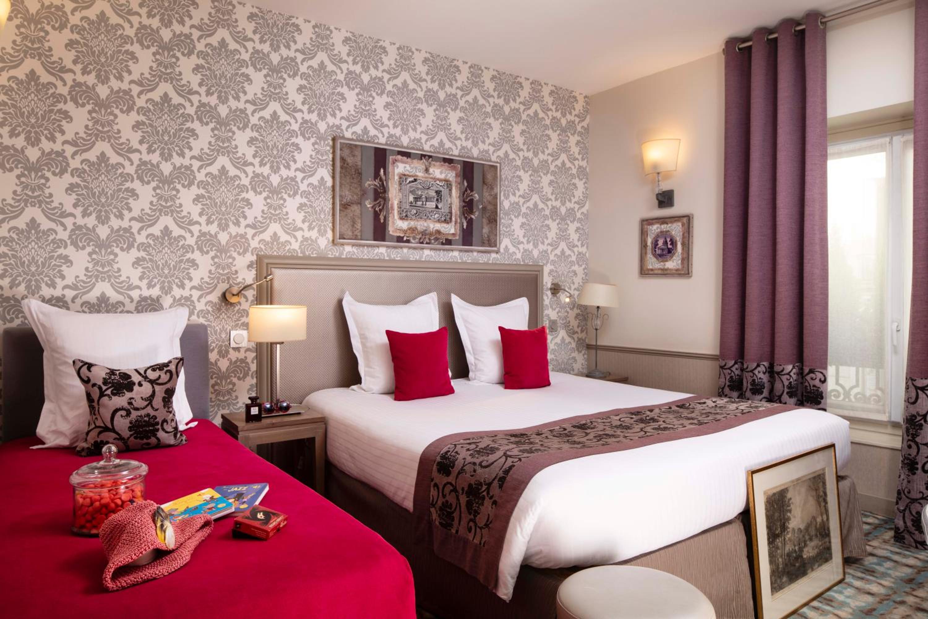 Superior Triple Room photo 2