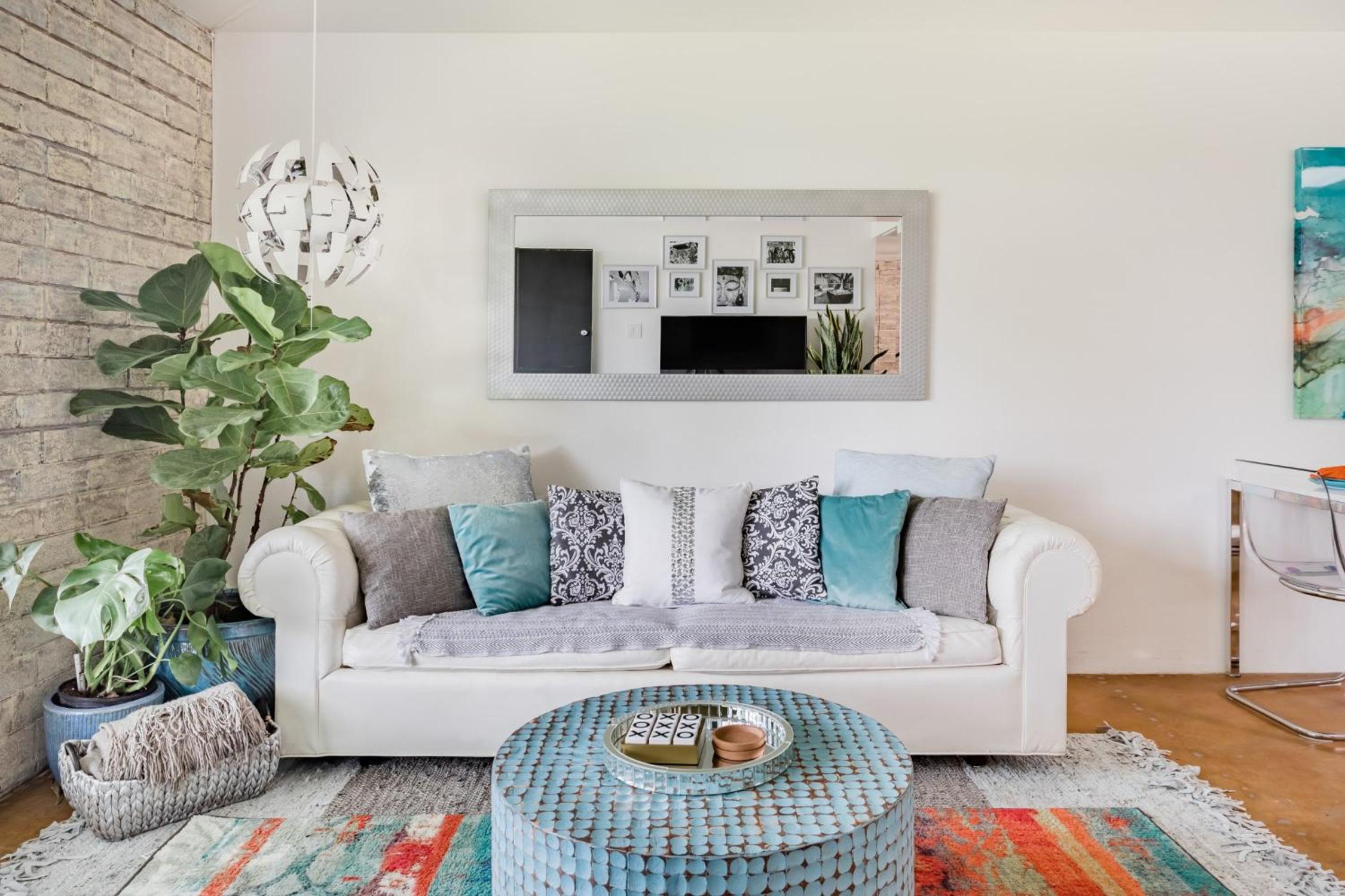 Two-Bedroom Apartment - Photo 1
