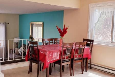 Two-Bedroom House - Photo 20