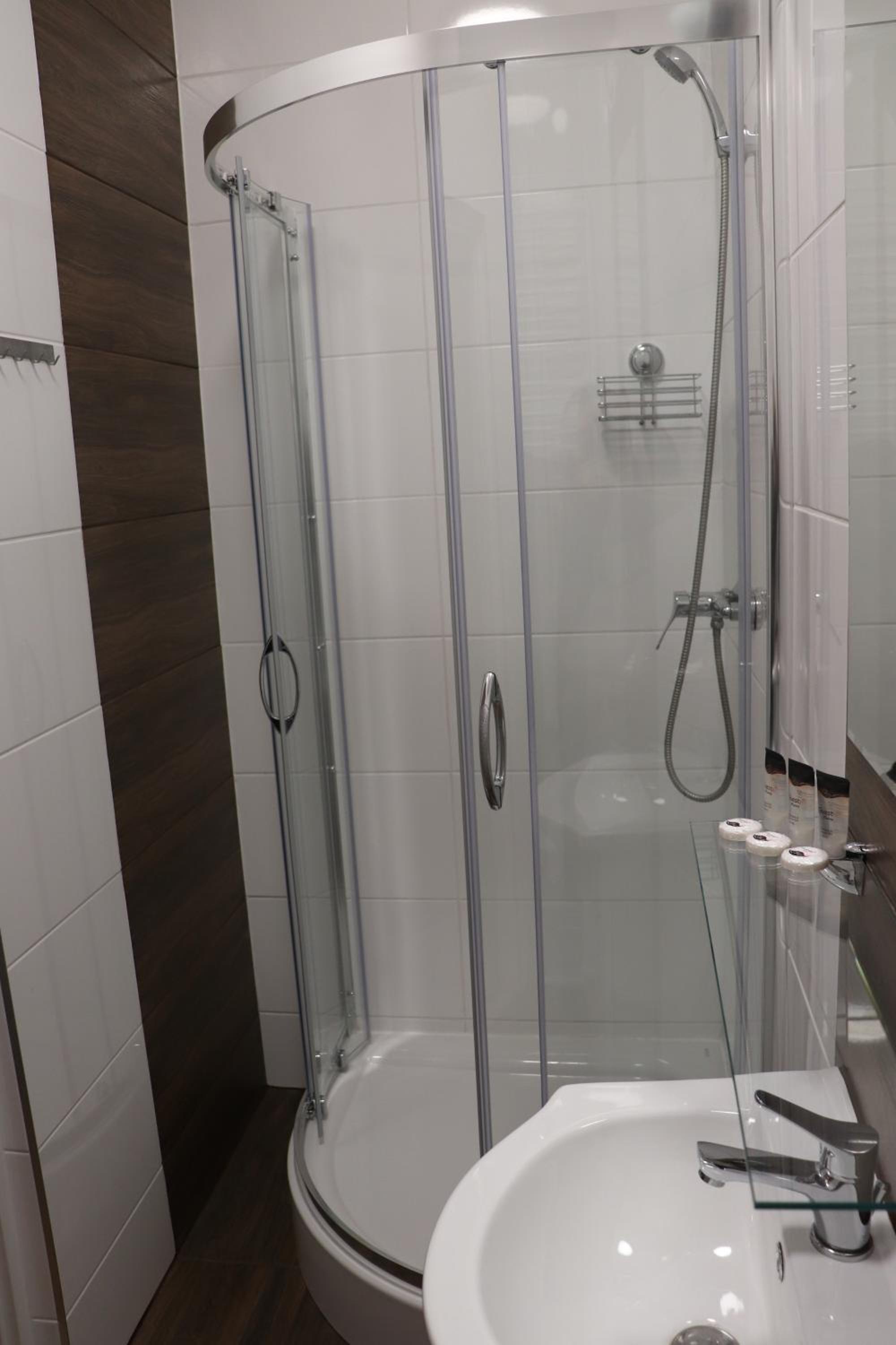 Triple Room - Photo 21