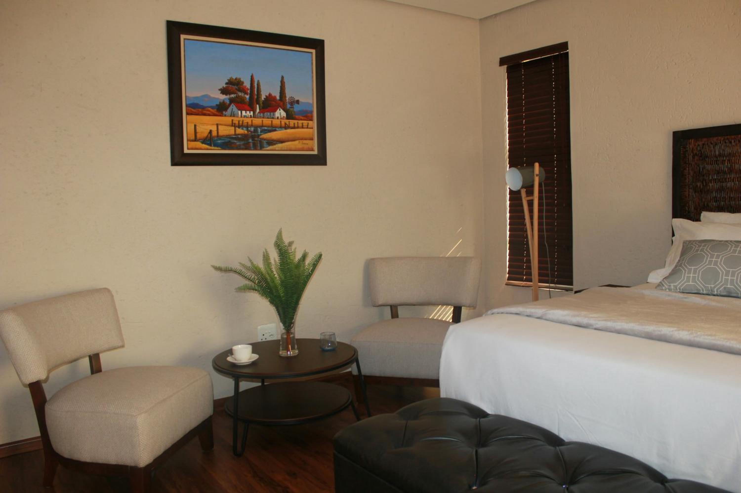 Deluxe Queen Room