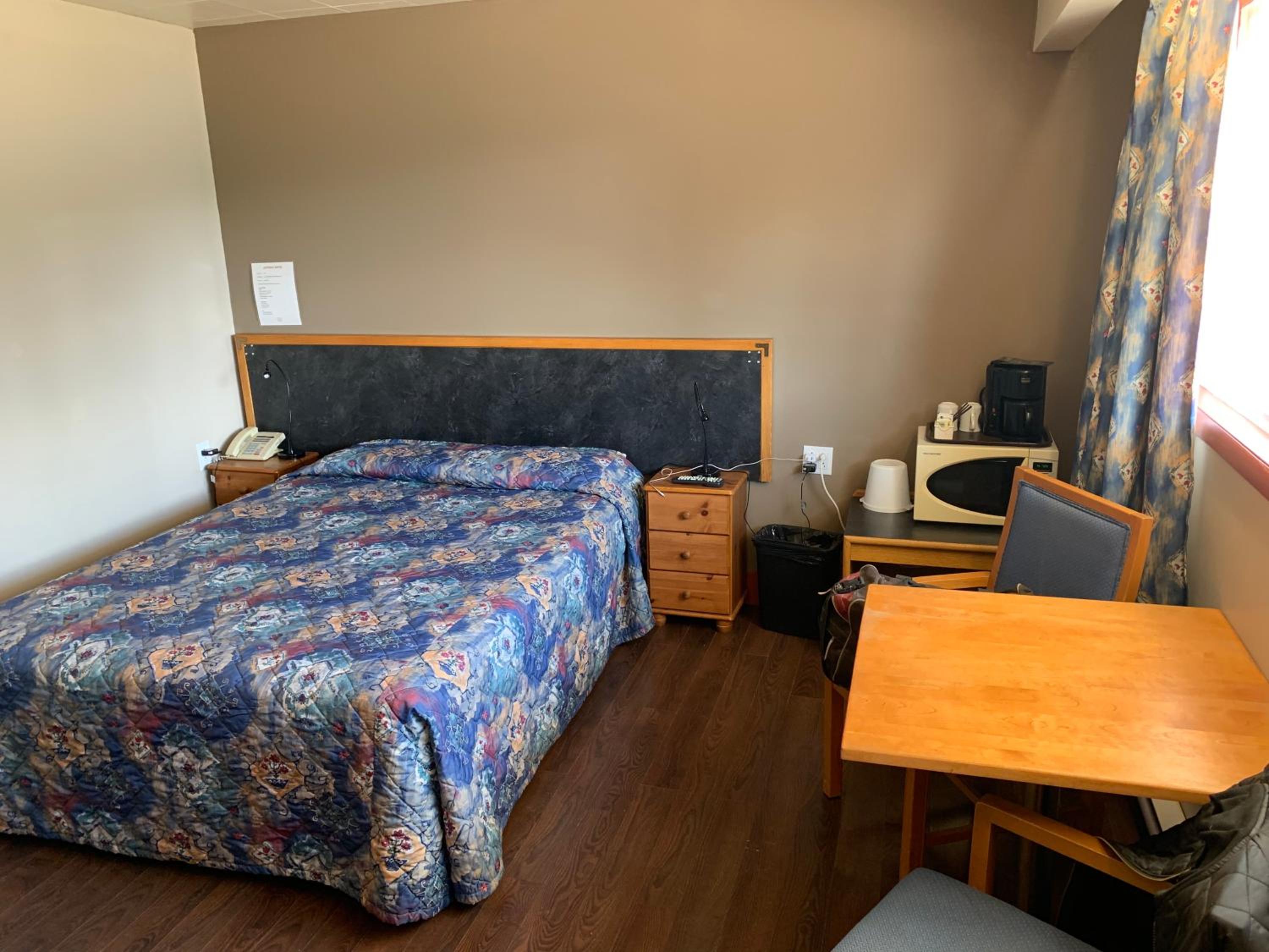 Budget Double Room - Photo 1