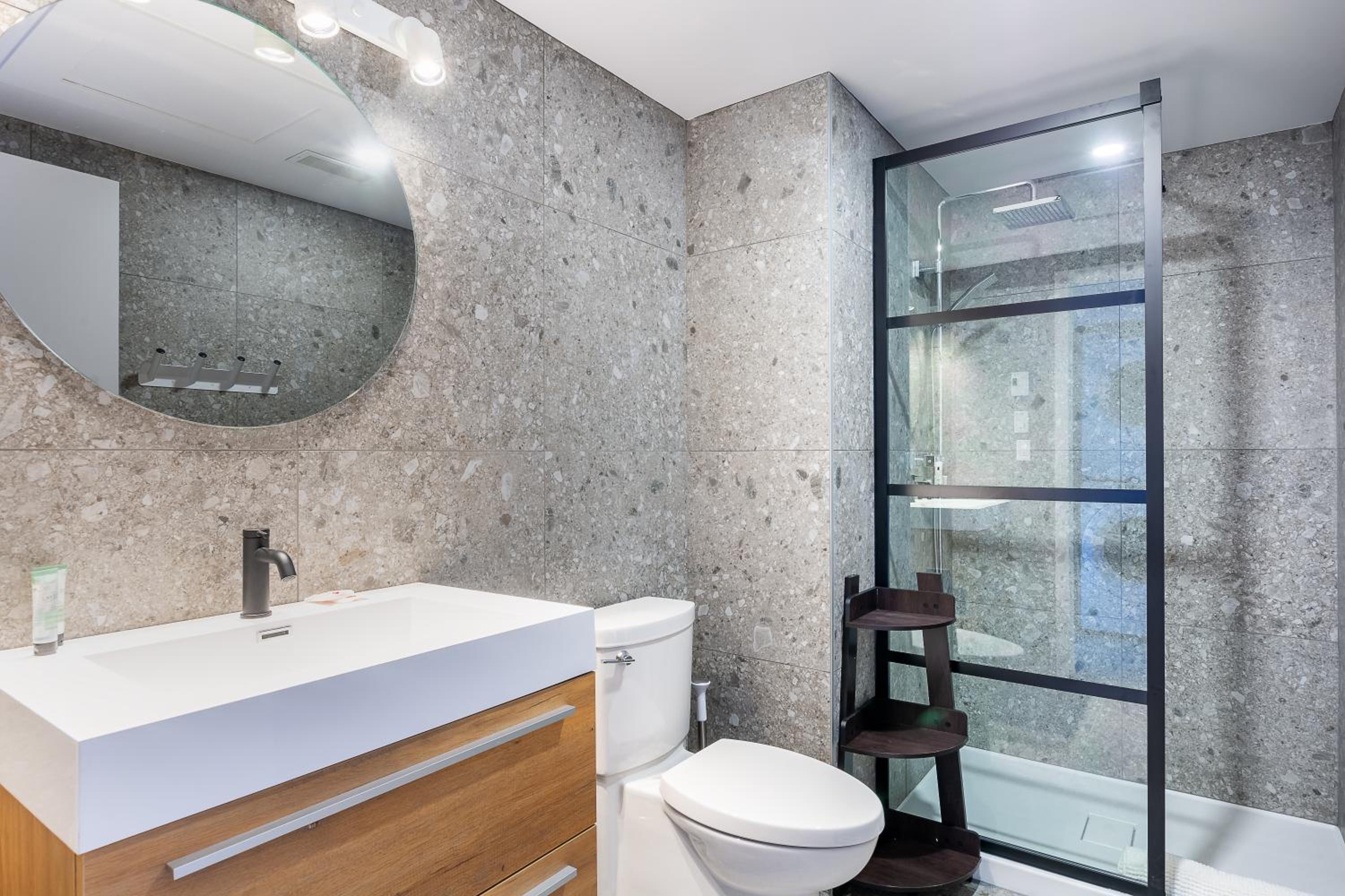 Loft B102