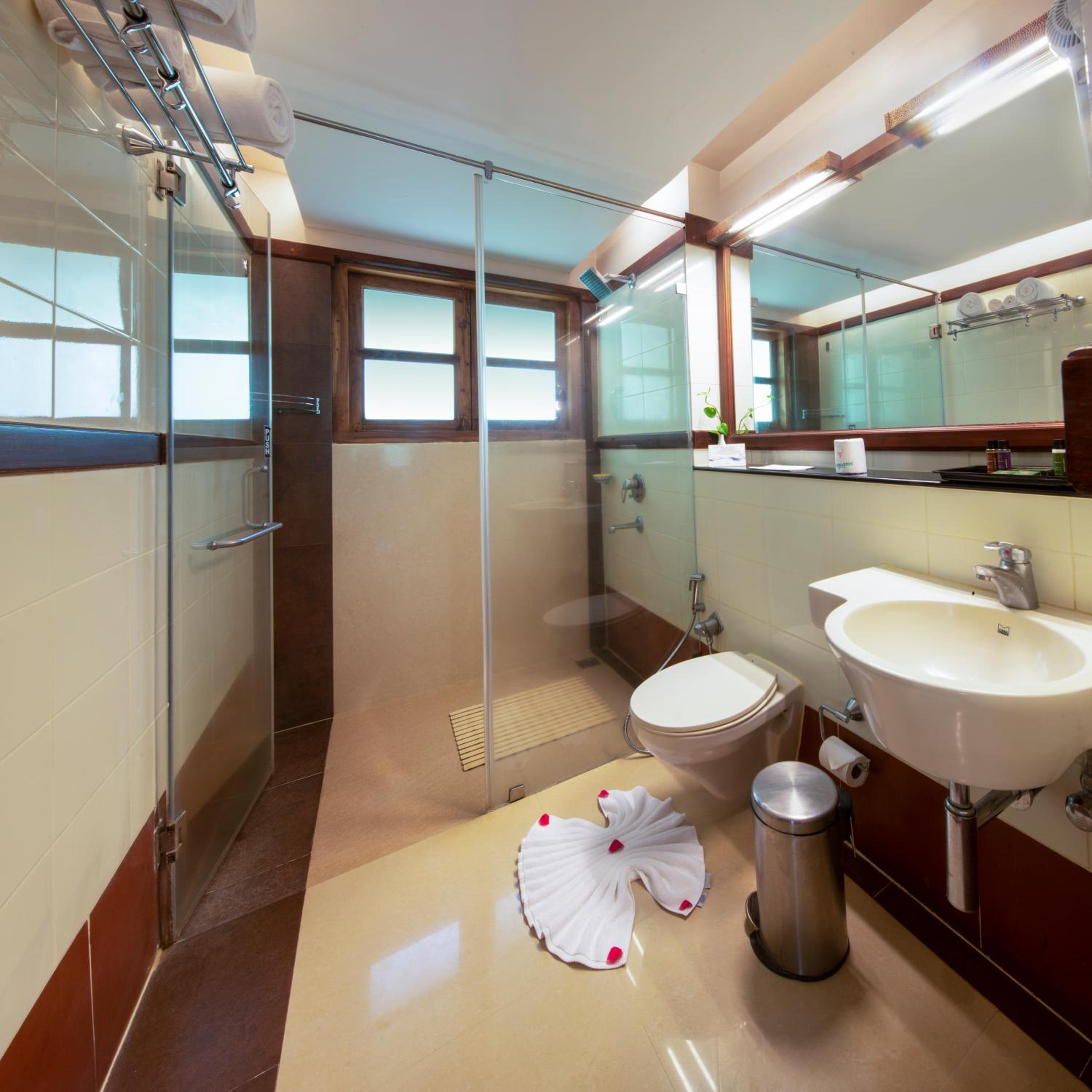 Deluxe Room - Photo 7
