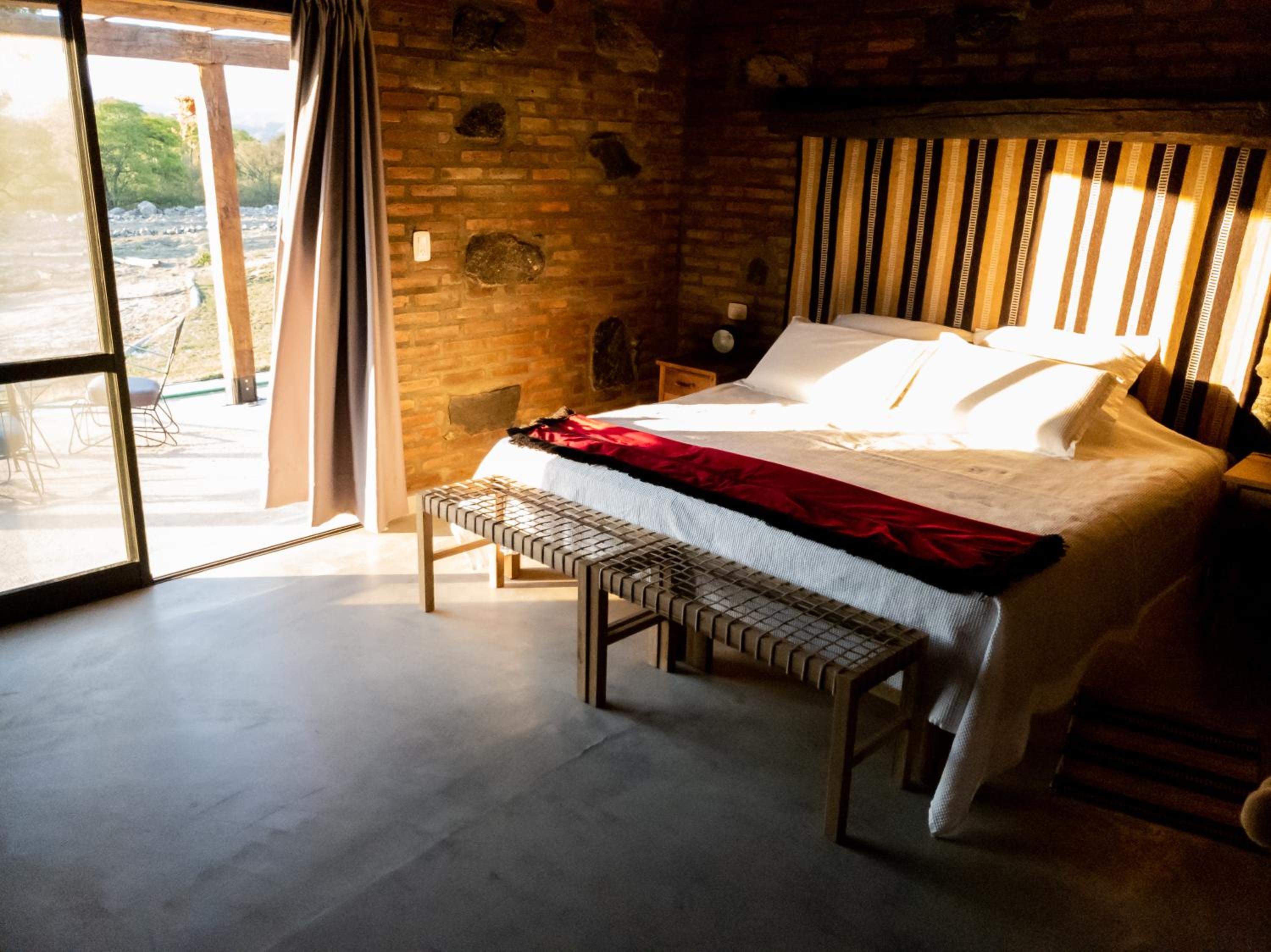 Large Double Room photo 2