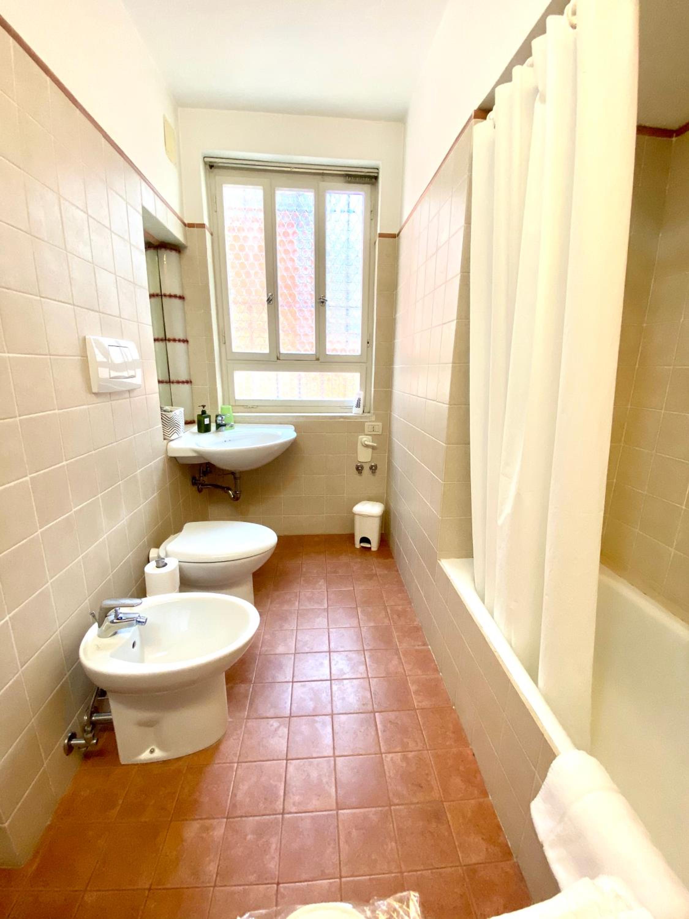 Double or Twin Room with Extra Bed photo 2