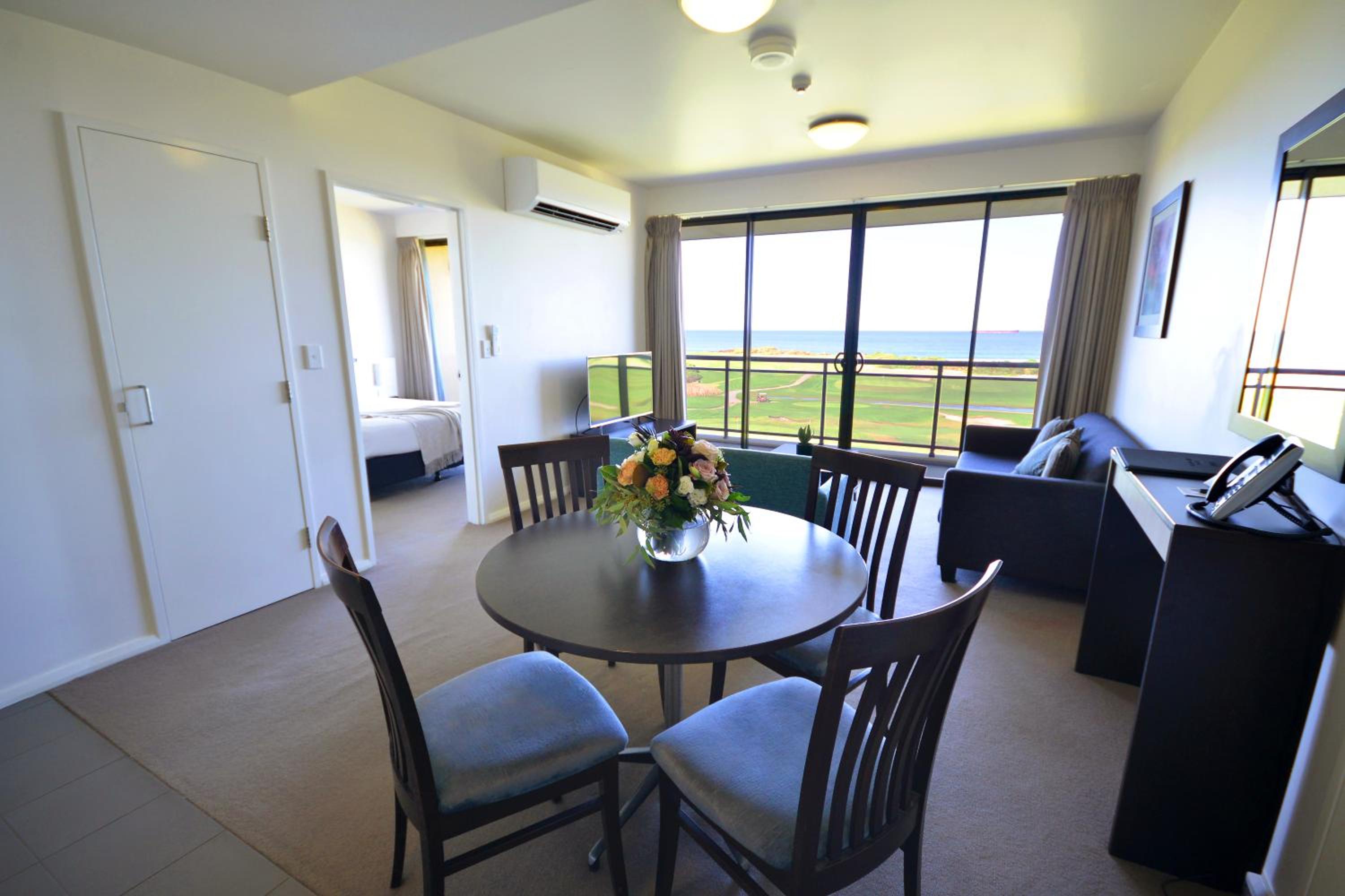 One-Bedroom Apartment with Ocean View