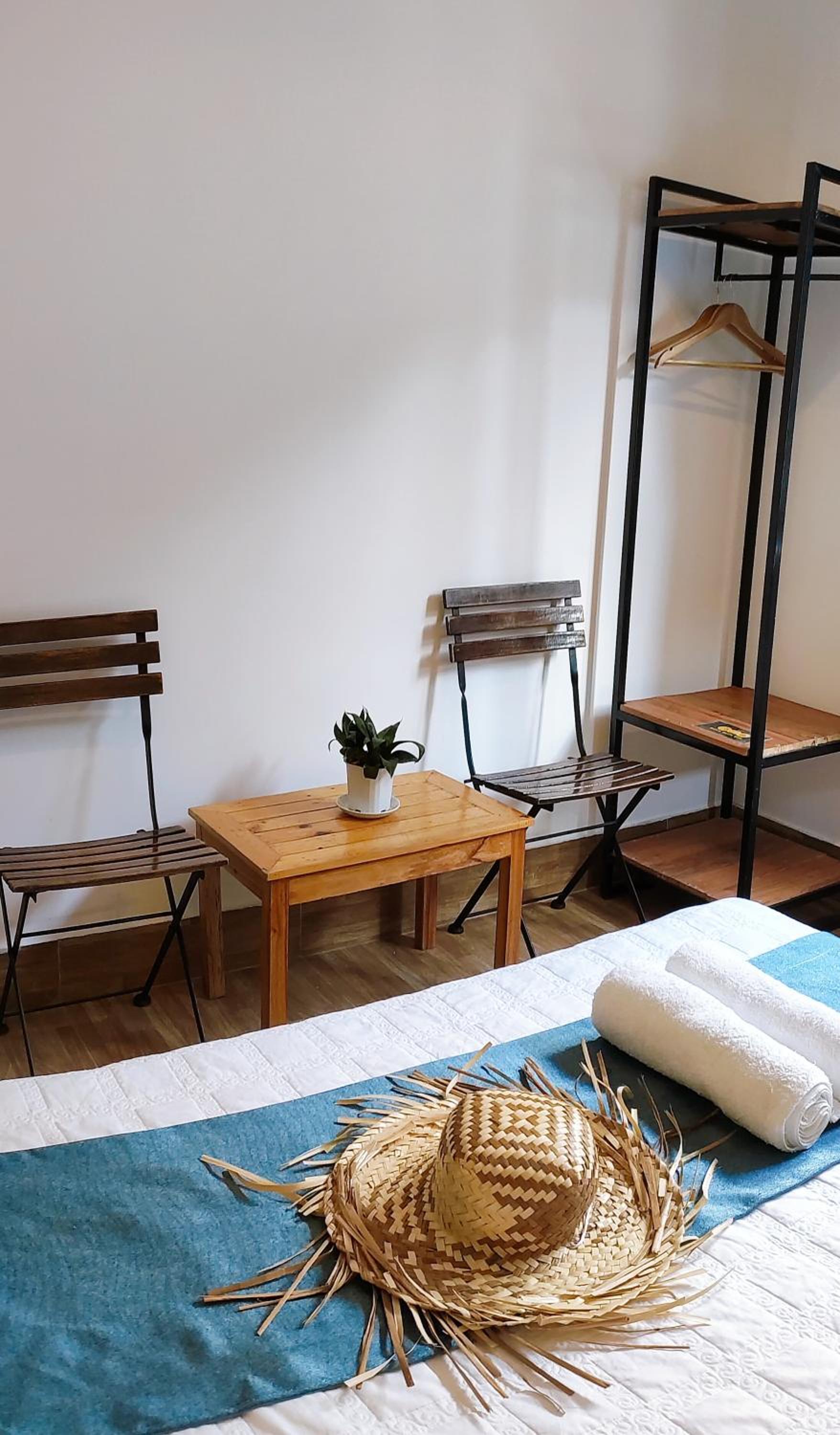 Budget Double Room photo 3