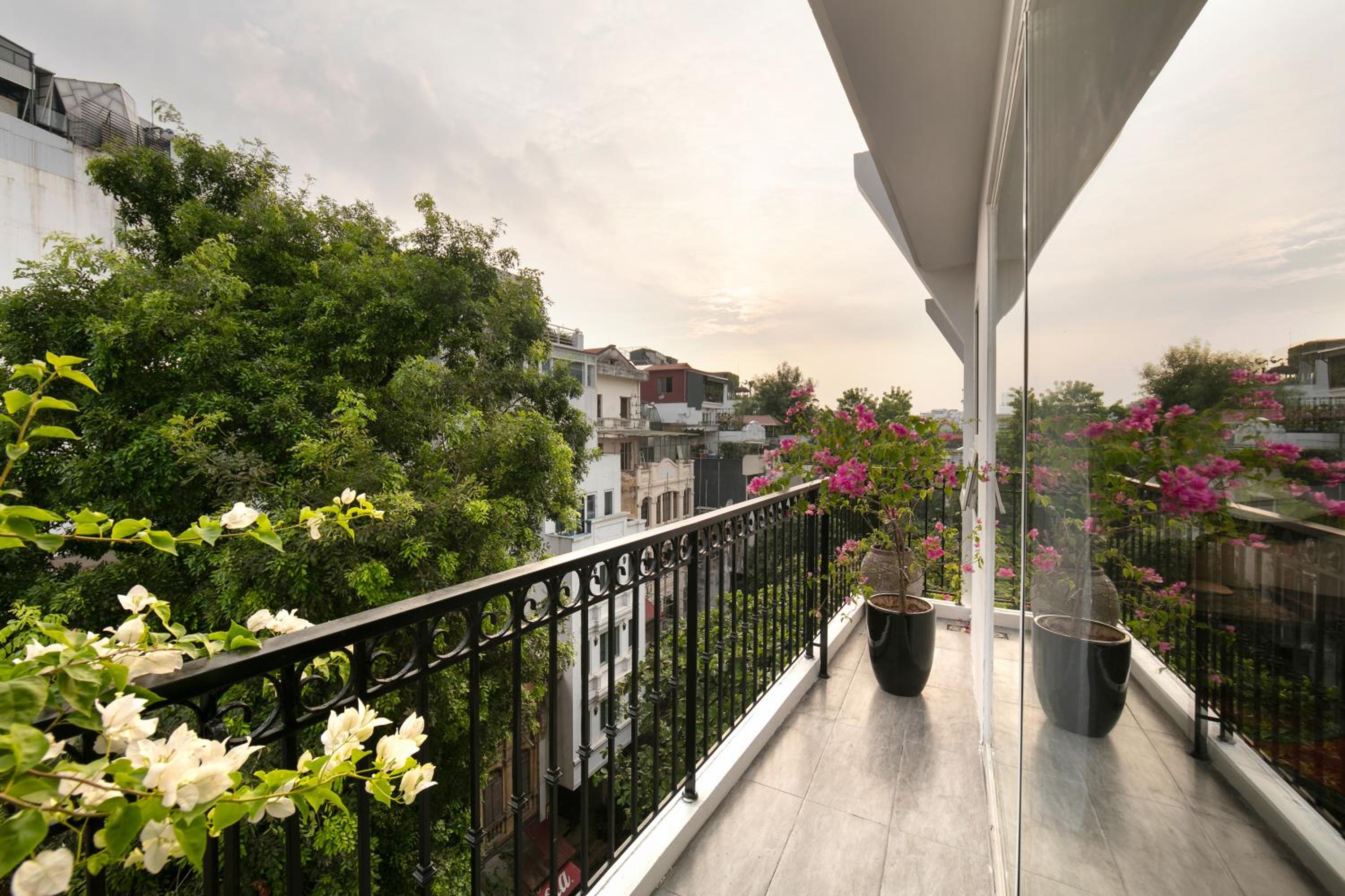 Junior Suite with Balcony