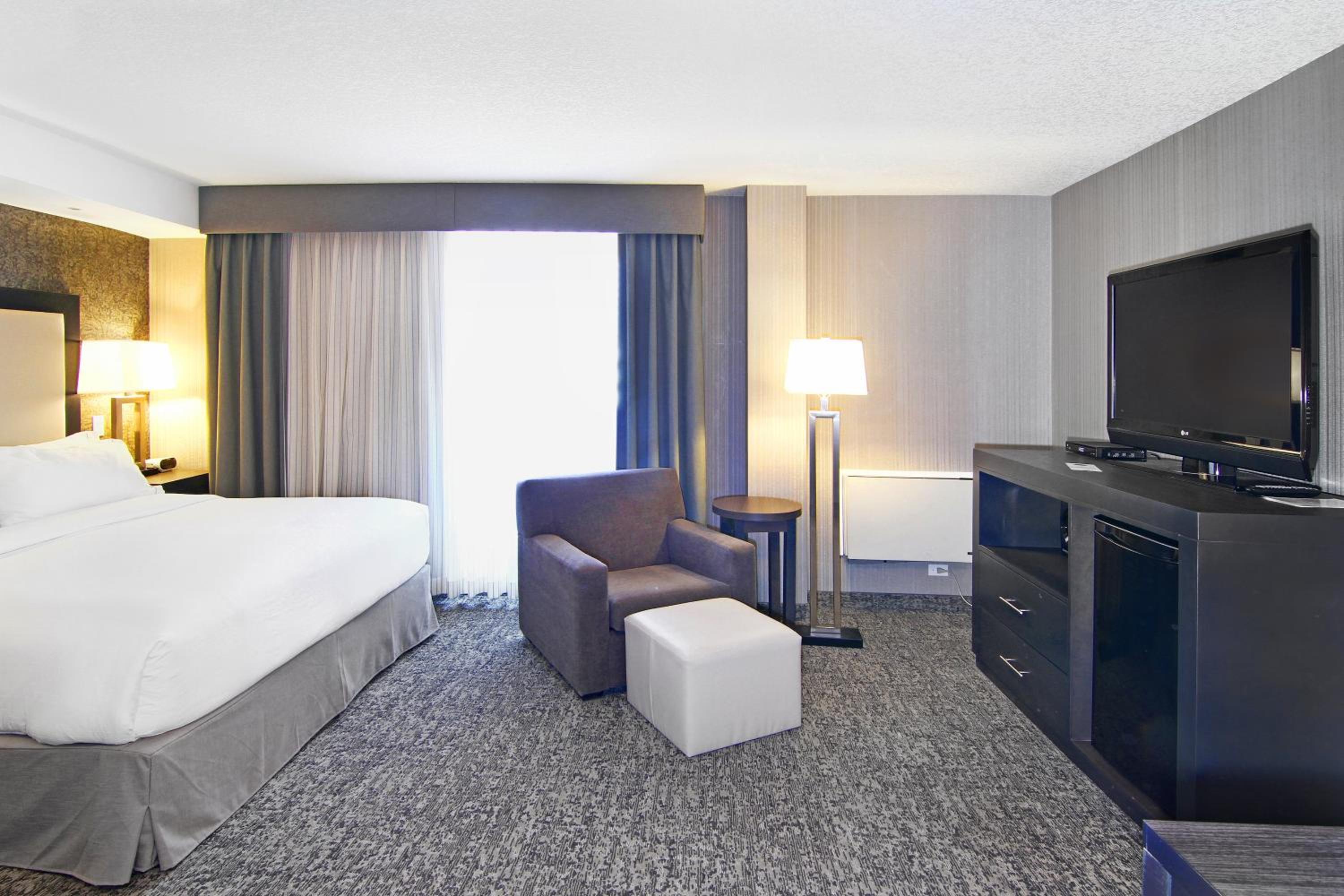 Standard King Room - Photo 2