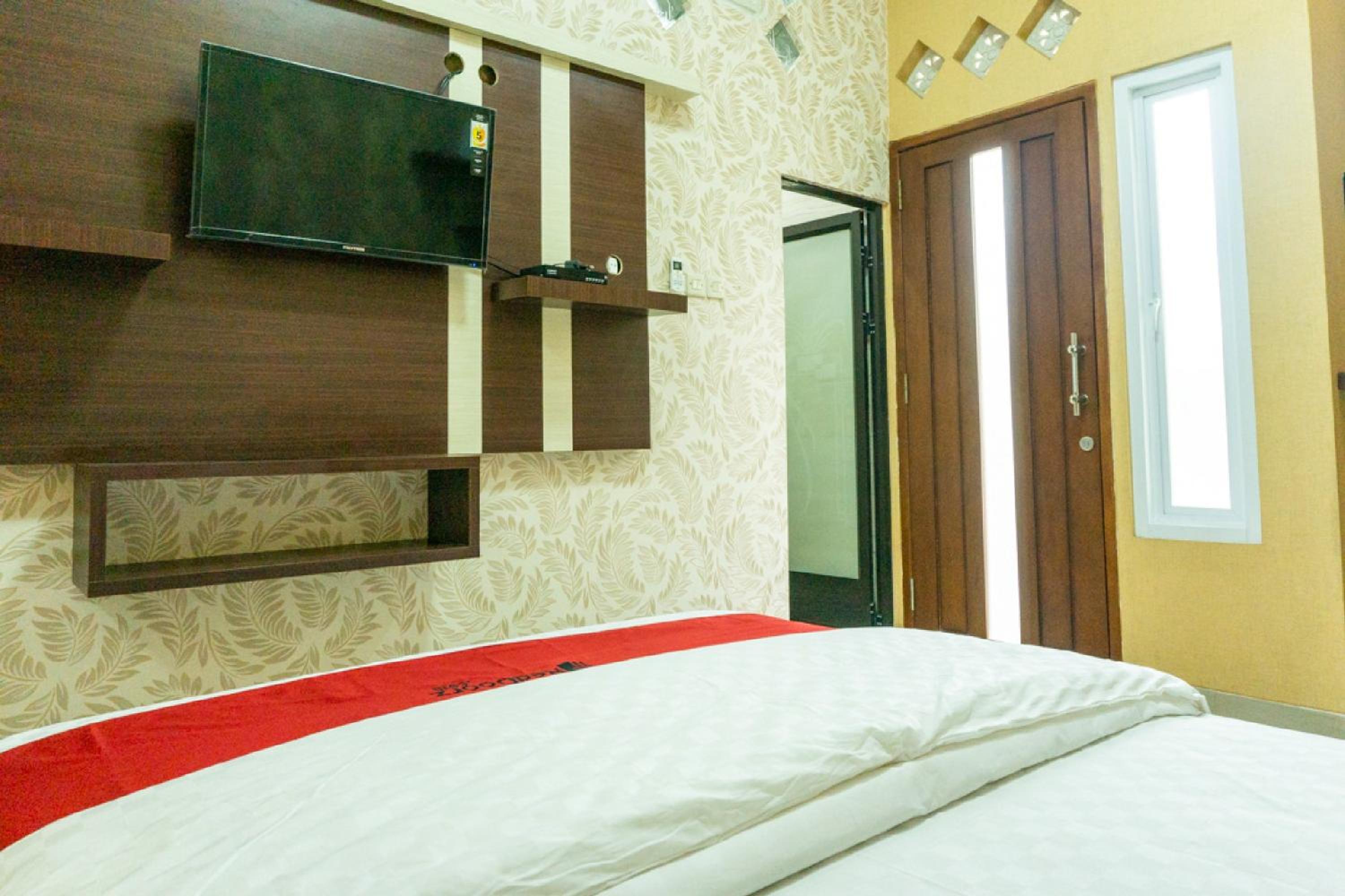 Double Room - Photo 9