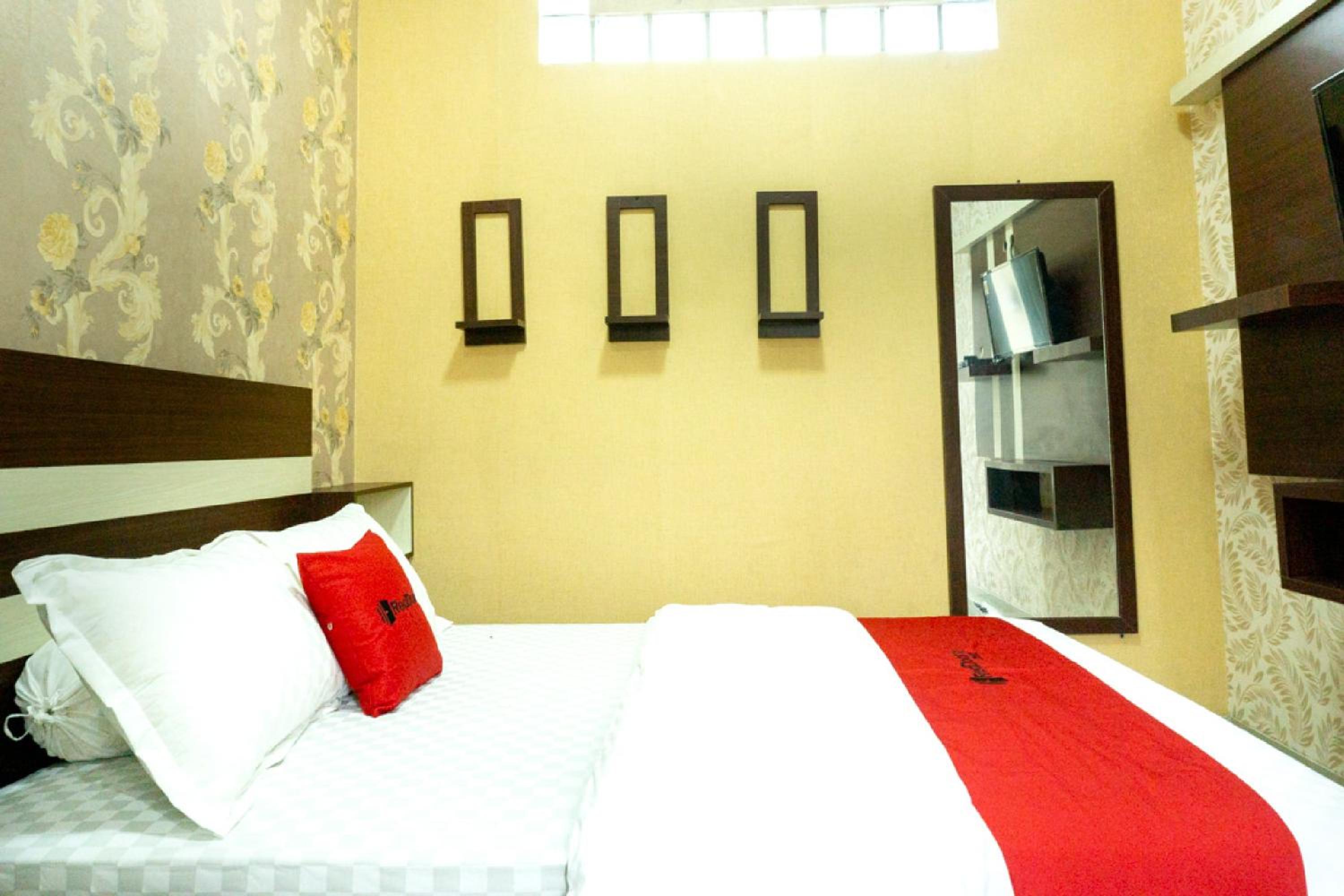 Double Room - Photo 5