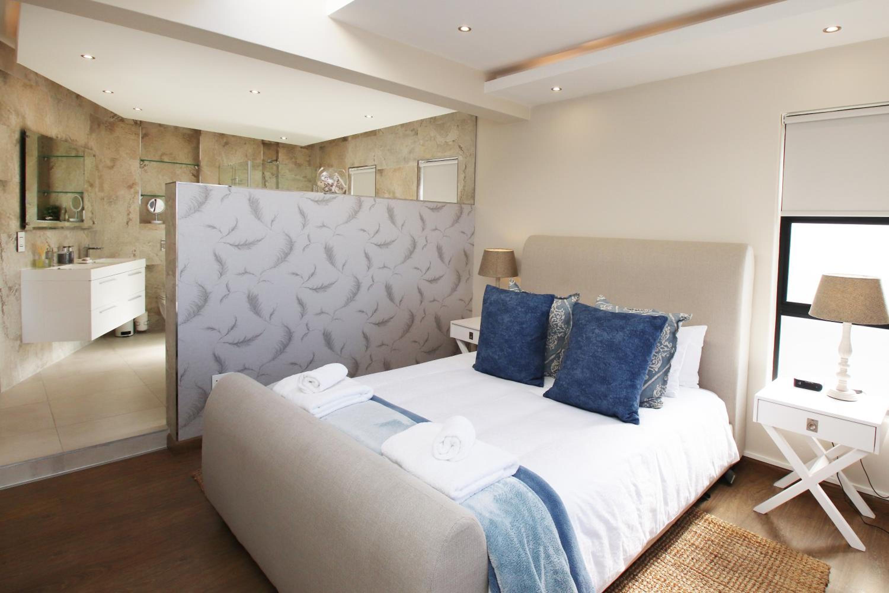 Deluxe Double Room - Photo 2