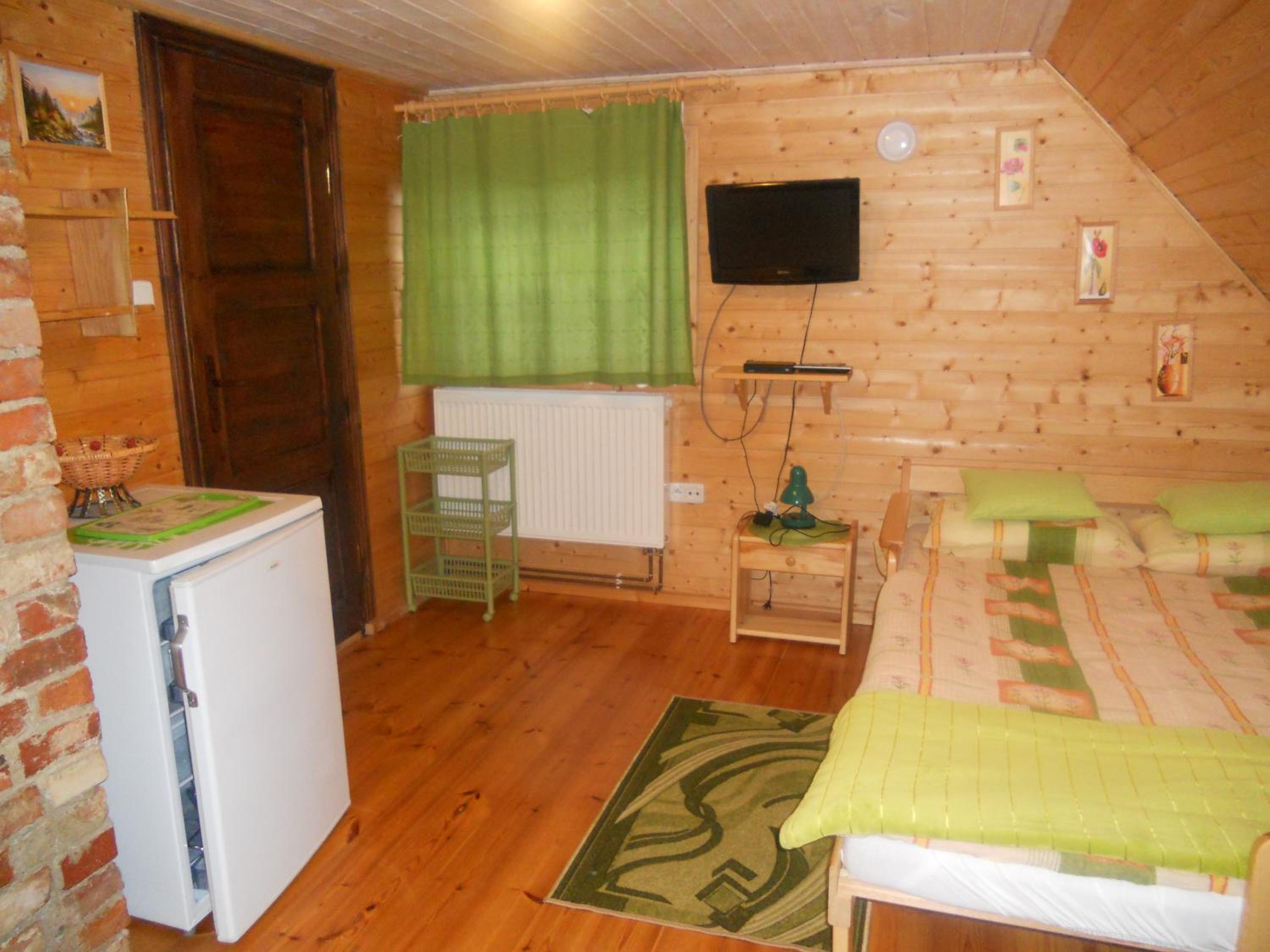 Triple Room with Shower photo 3