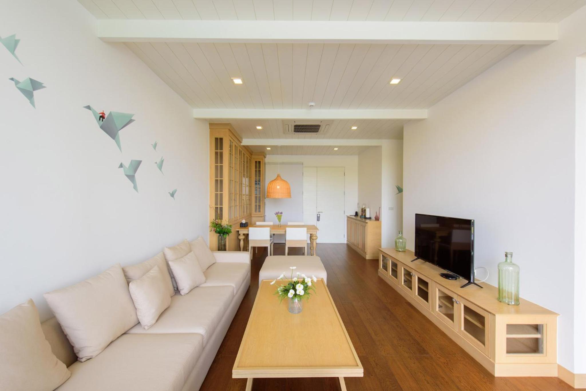 Suite with Lake View - Photo 5