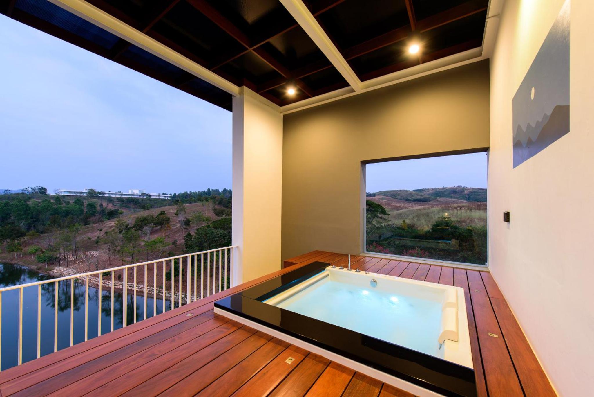 Penthouse Apartment - Photo 15